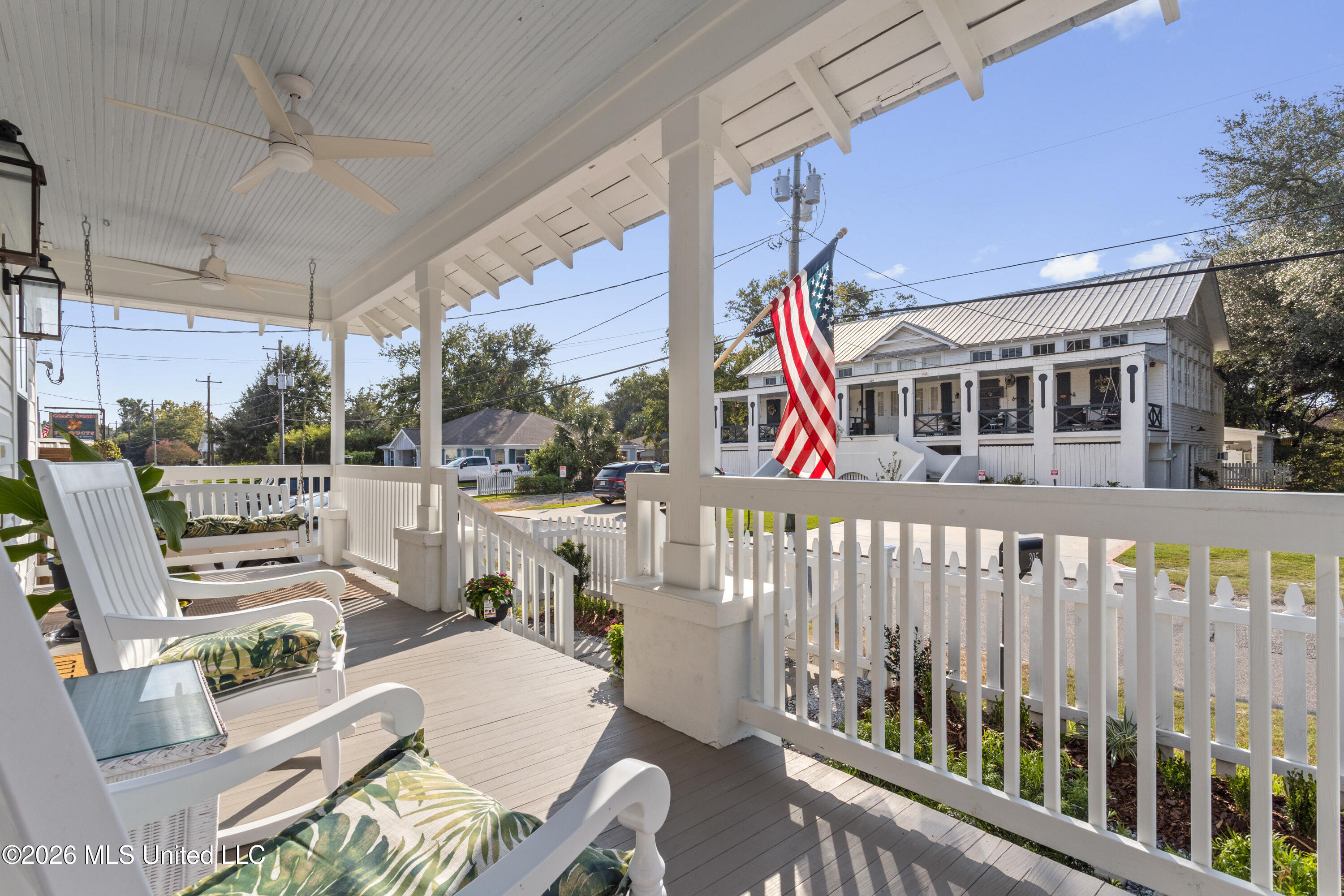 305 Third Street