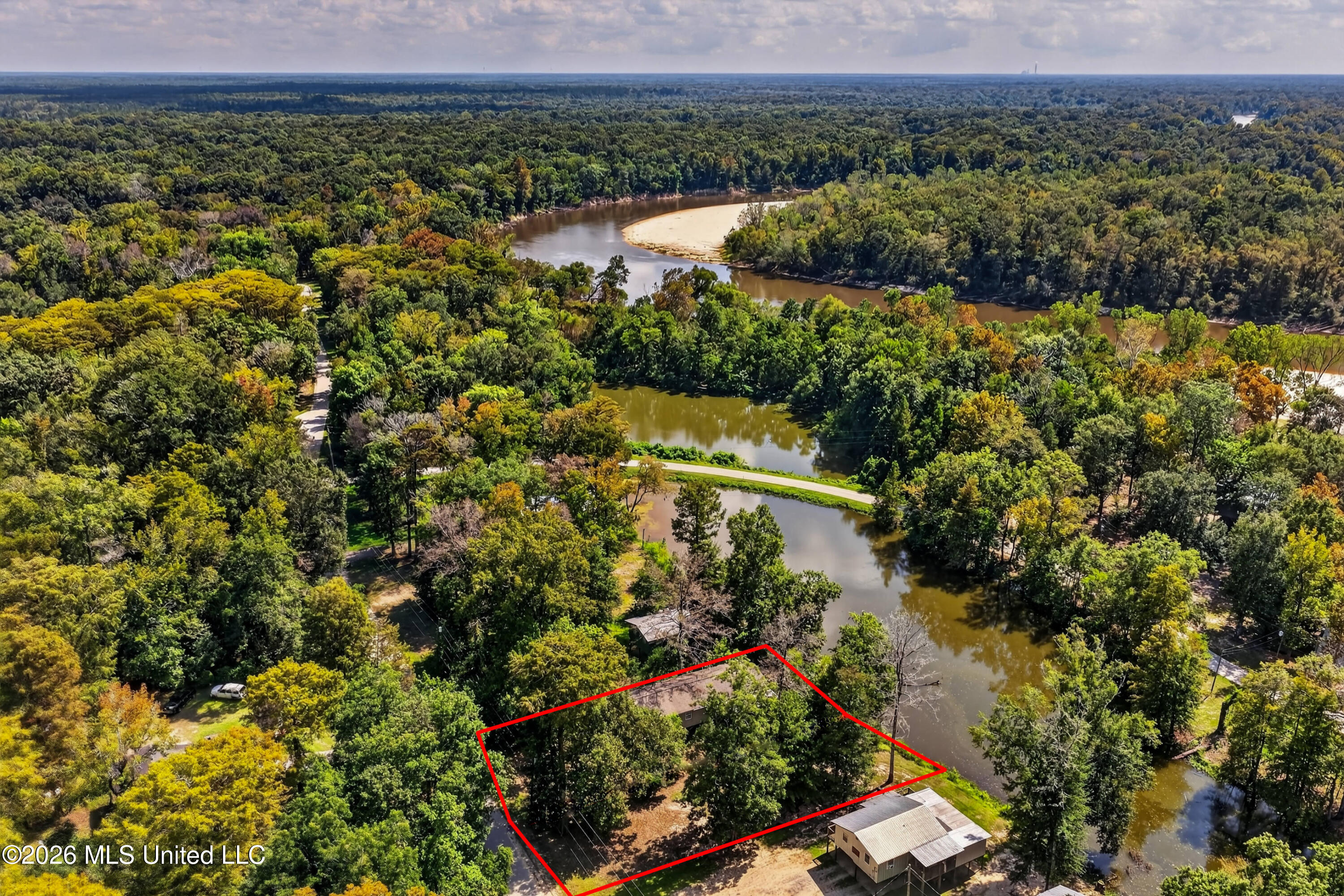 1713 Deer Lane