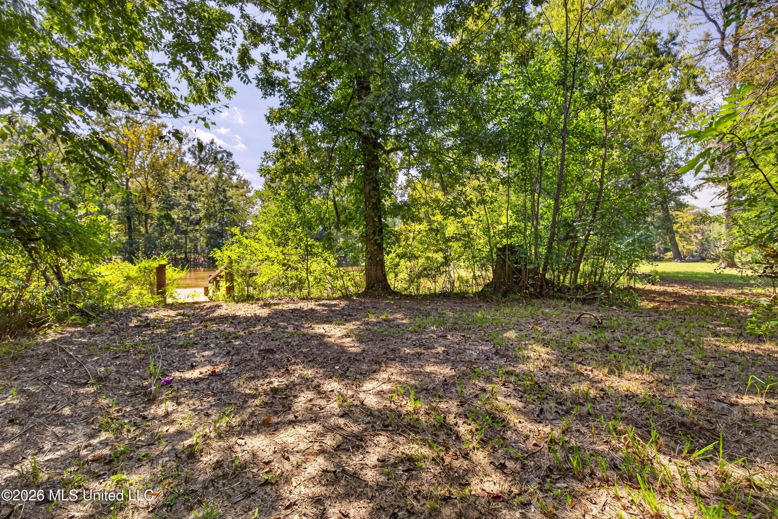 1713 Deer Lane