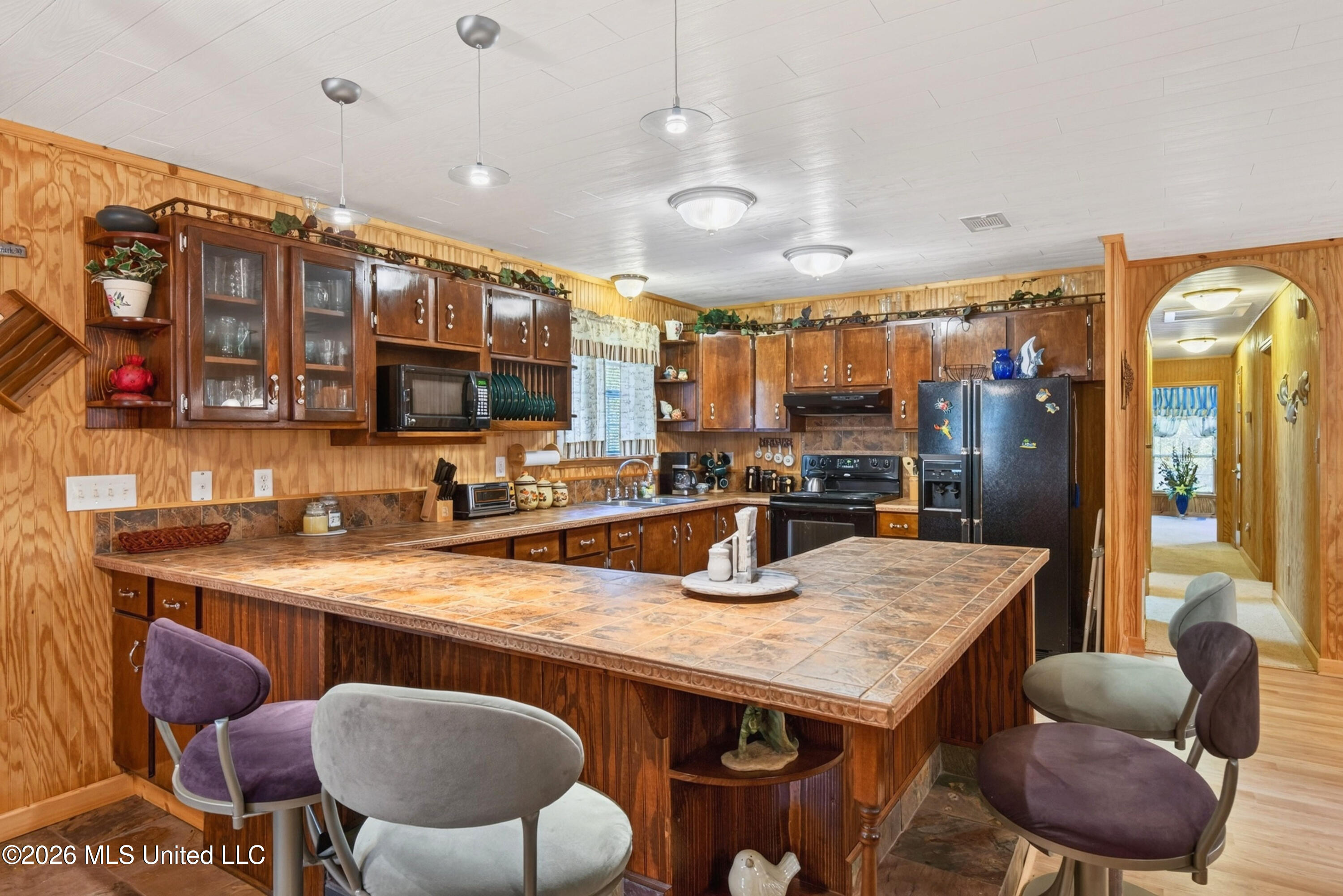 1713 Deer Lane