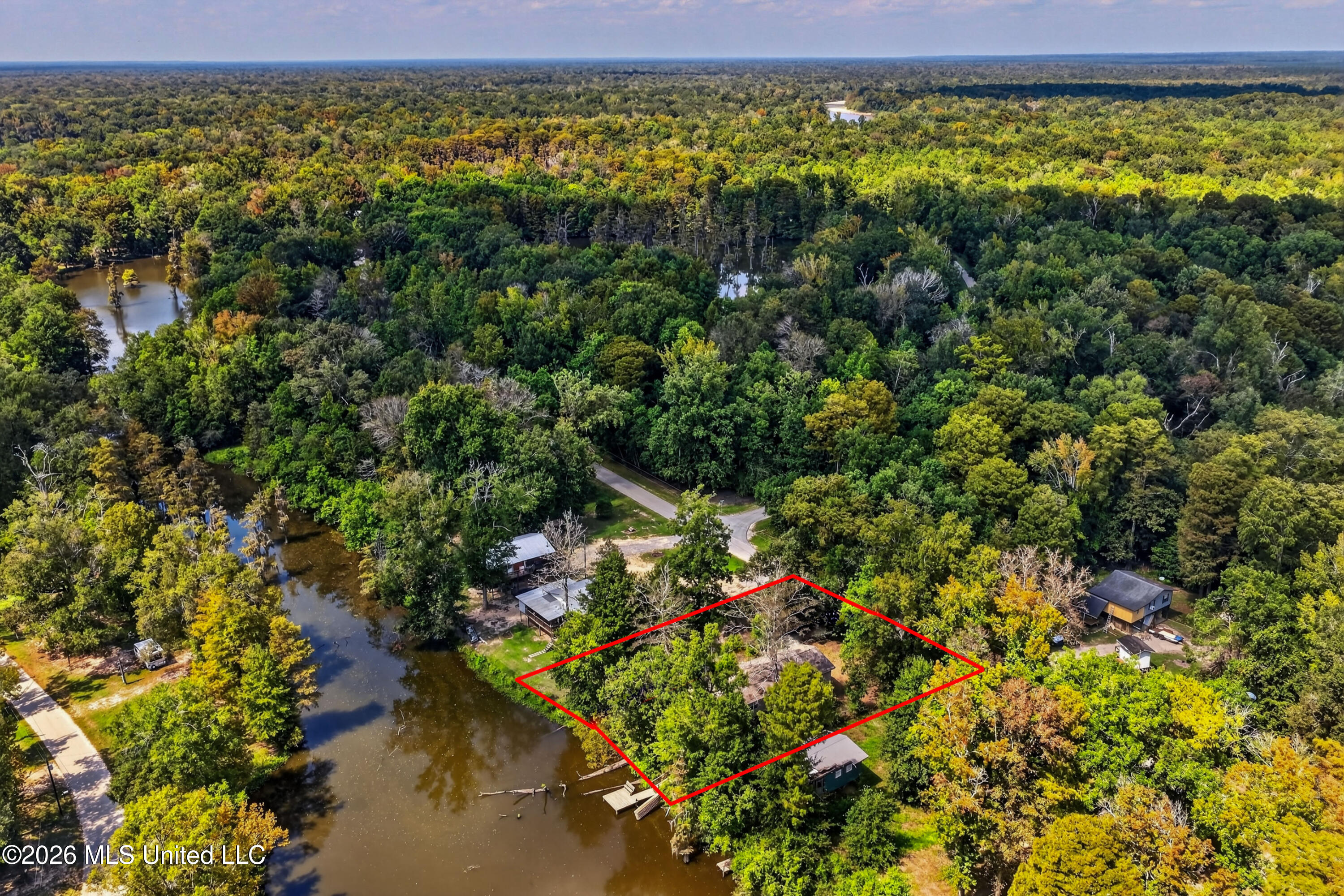 1713 Deer Lane