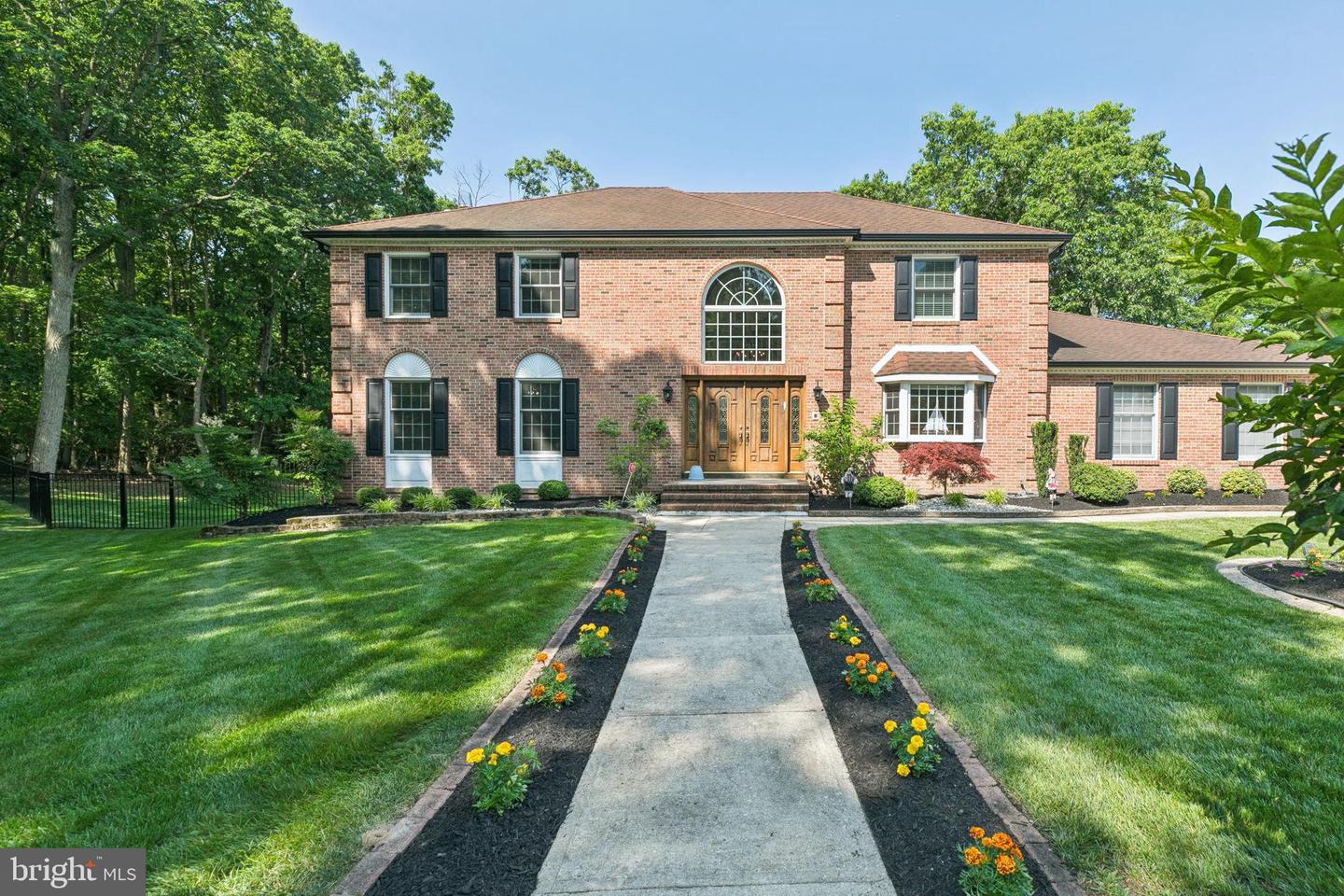 11 Ridgeview Ct