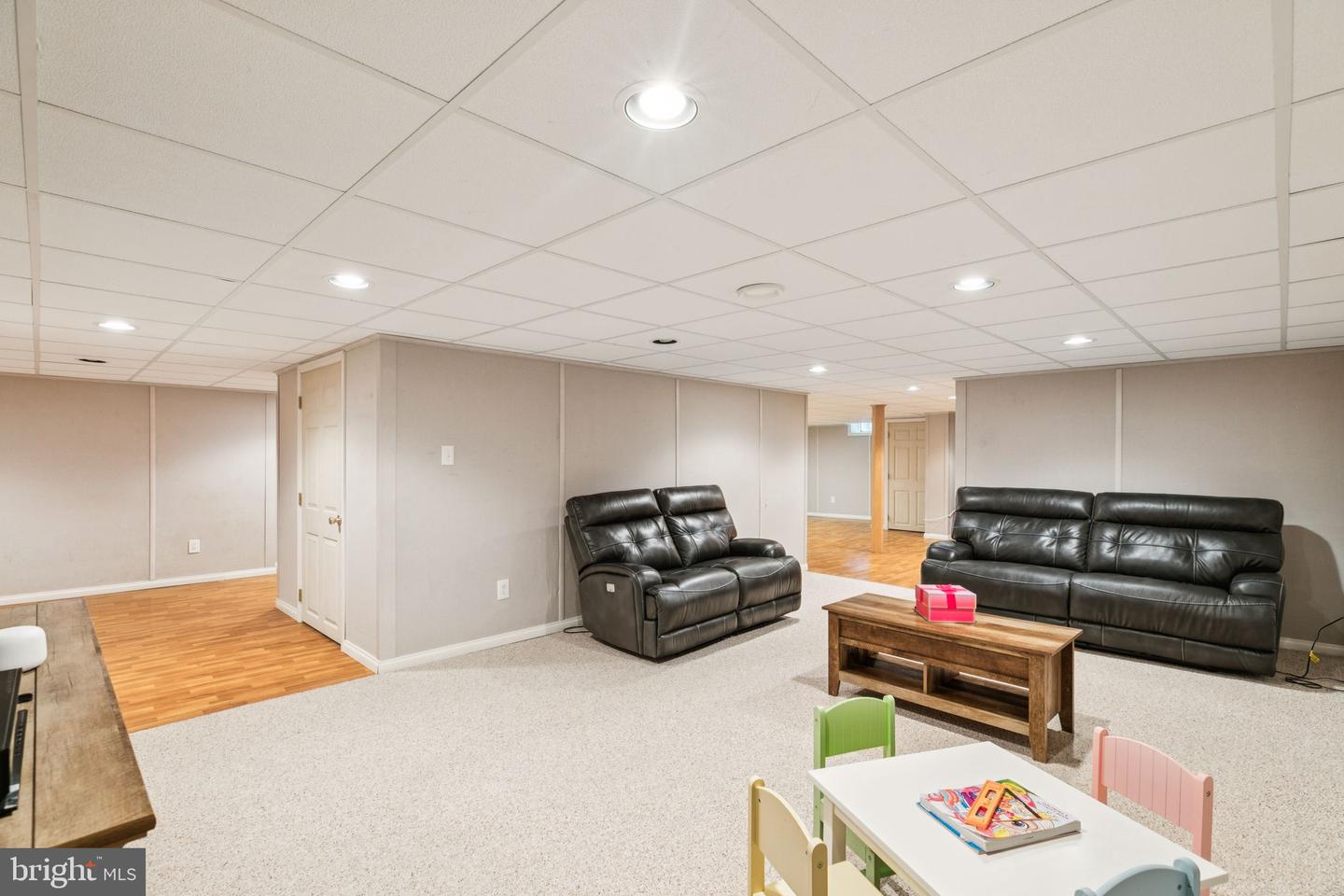 11 Ridgeview Ct