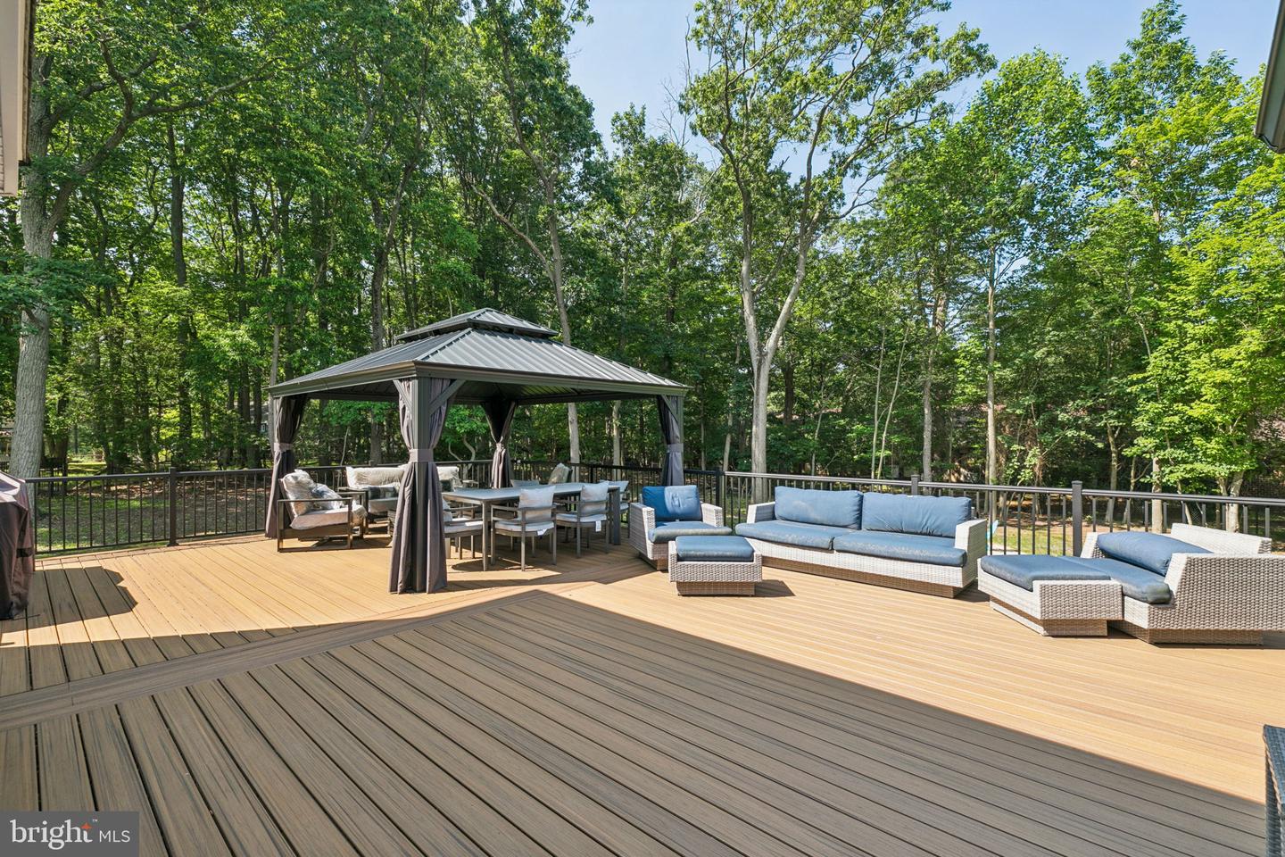 11 Ridgeview Ct