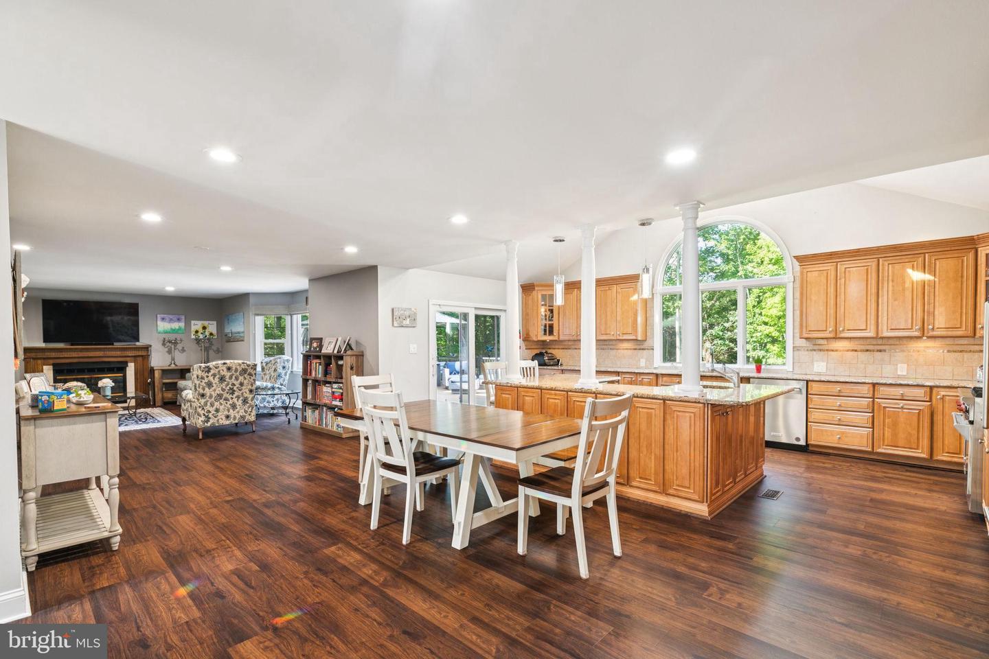 11 Ridgeview Ct