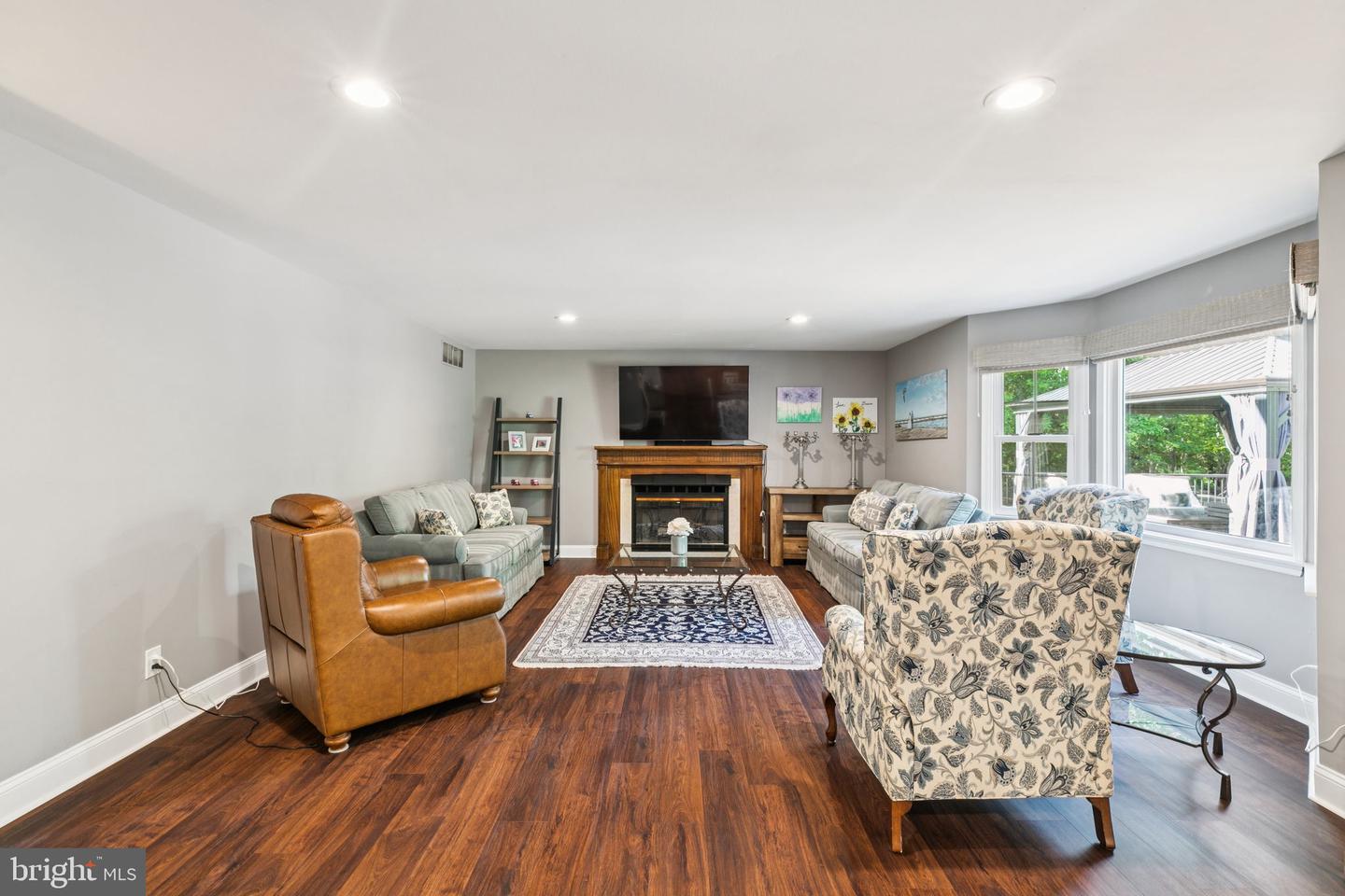 11 Ridgeview Ct