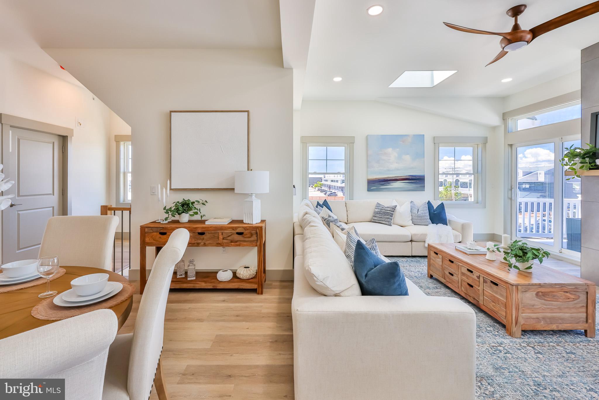 1210 Long Beach #A