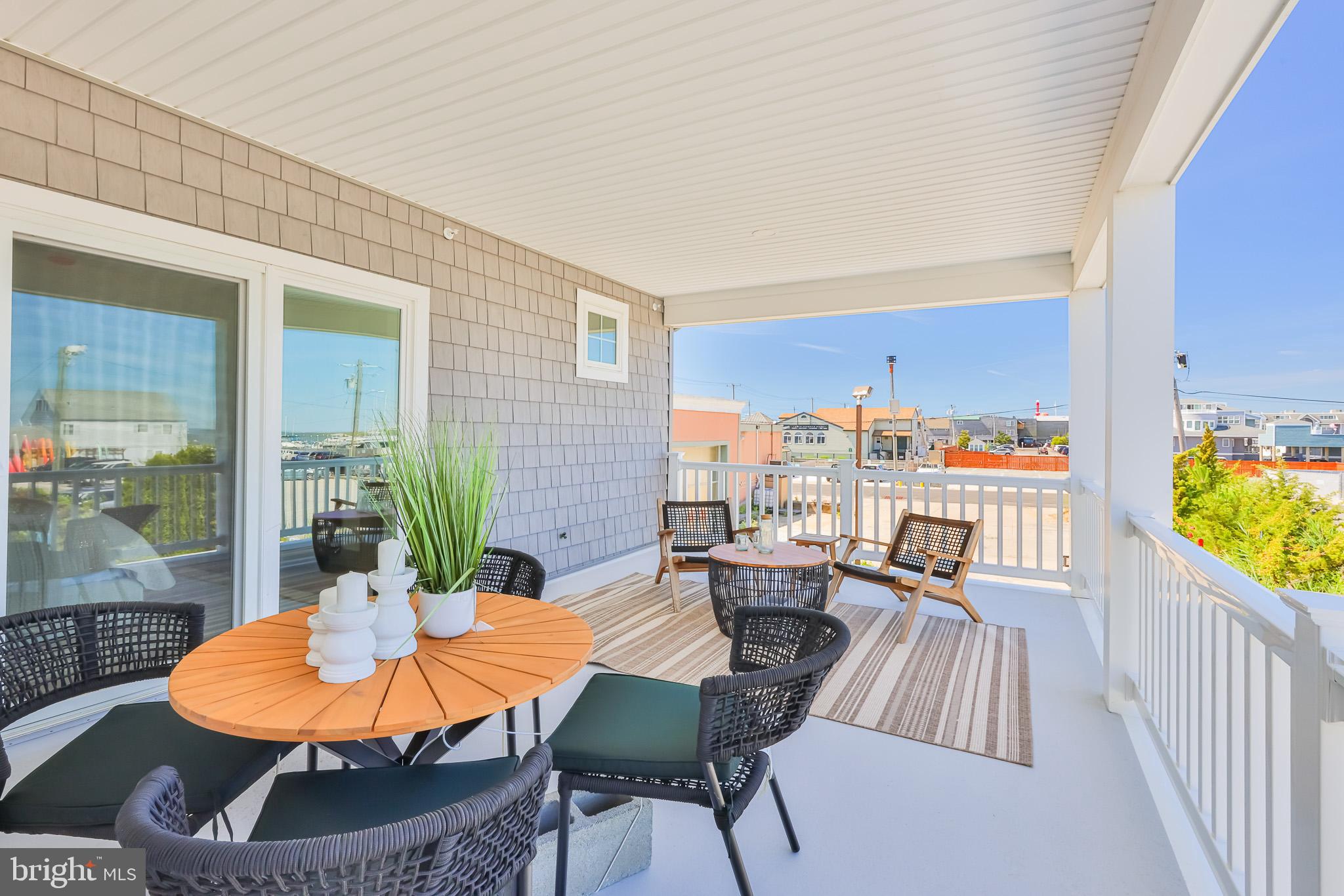 1210 Long Beach #A