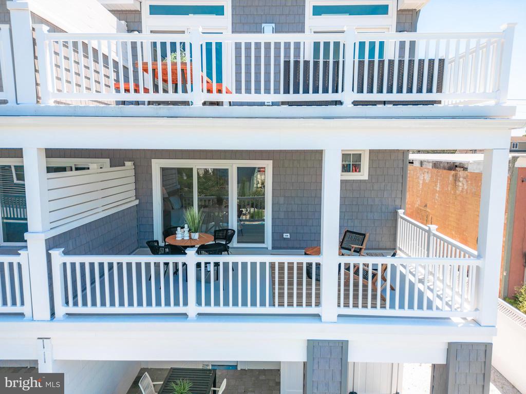 1210 Long Beach #A