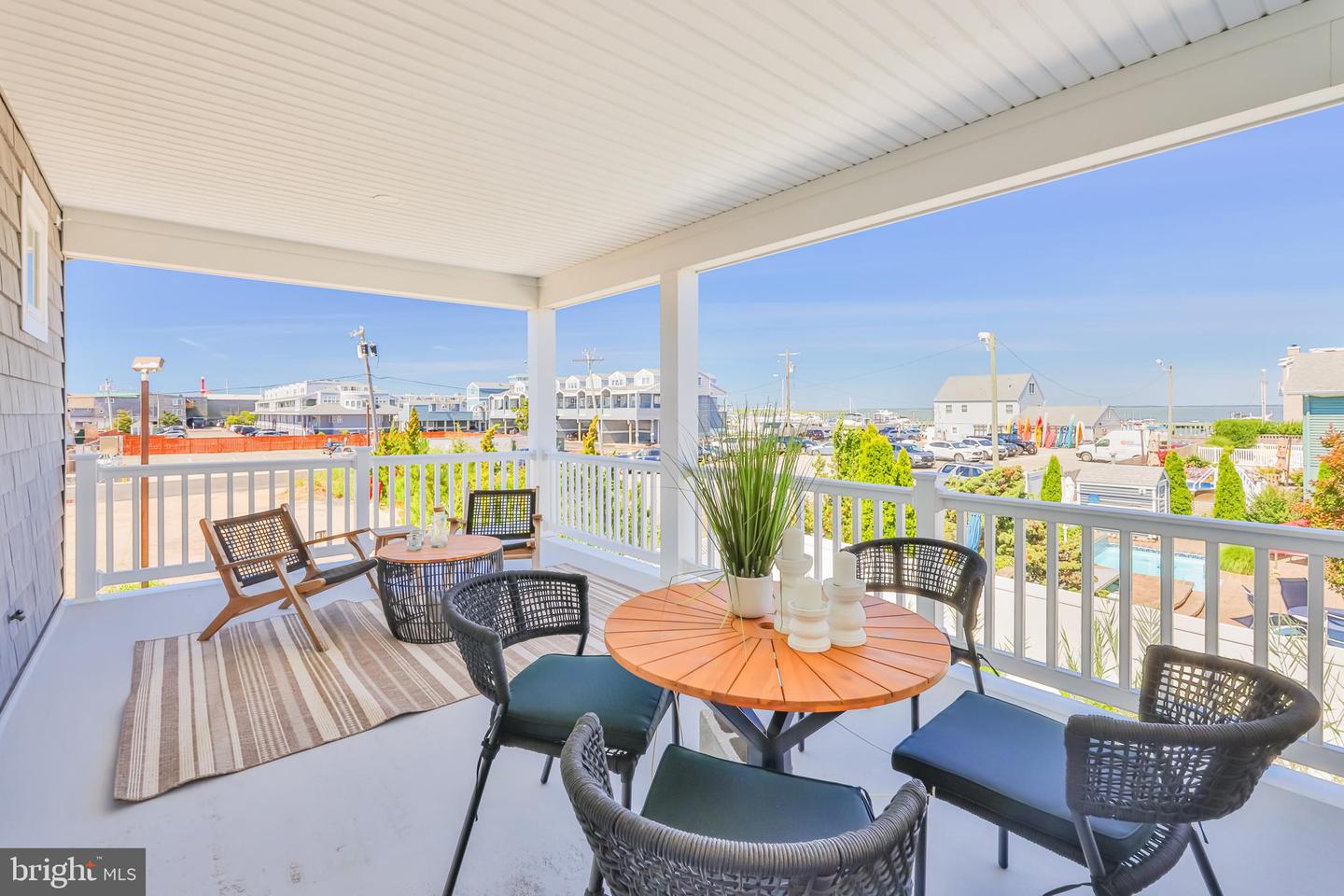 1210 Long Beach #B