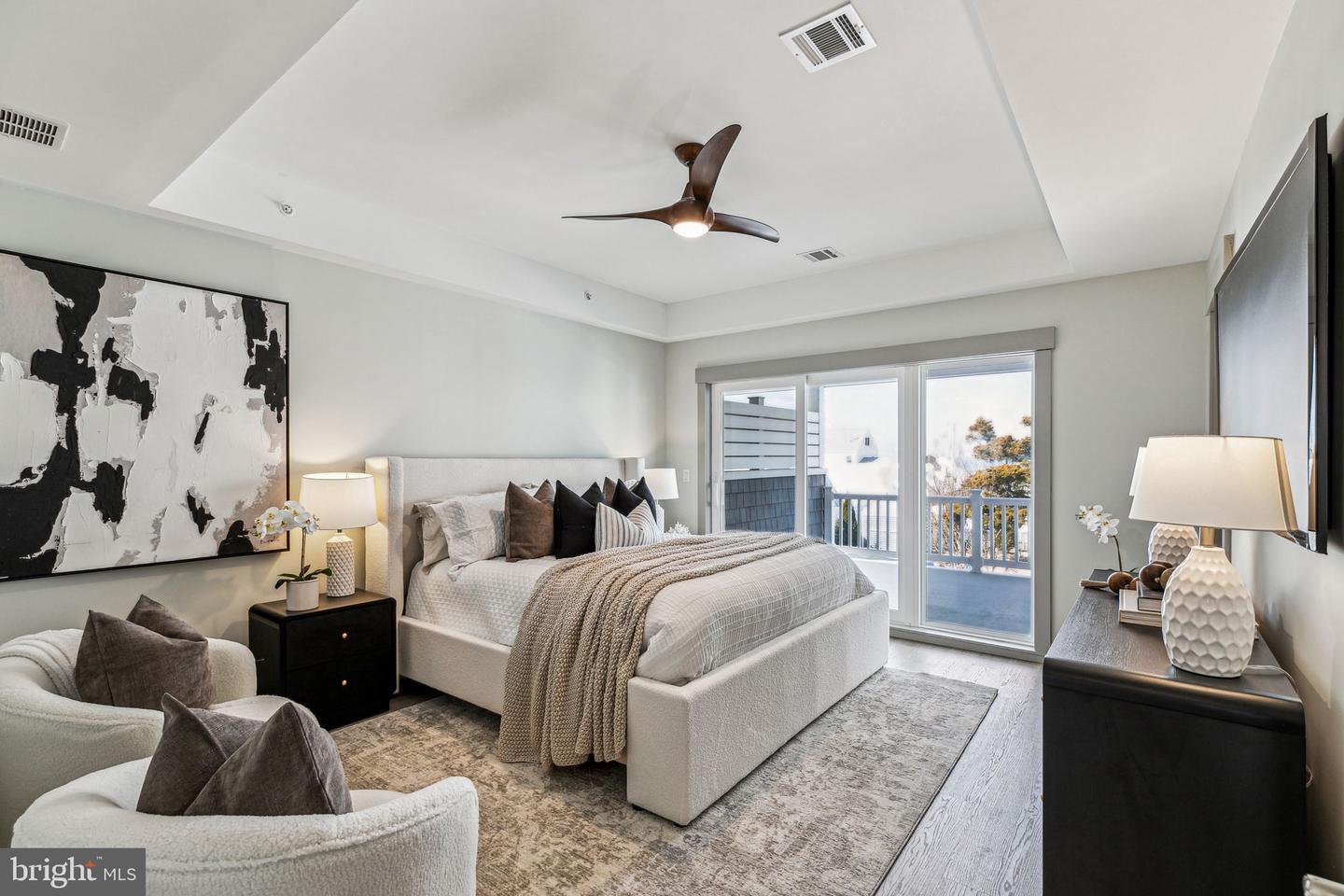 1210 Long Beach #B
