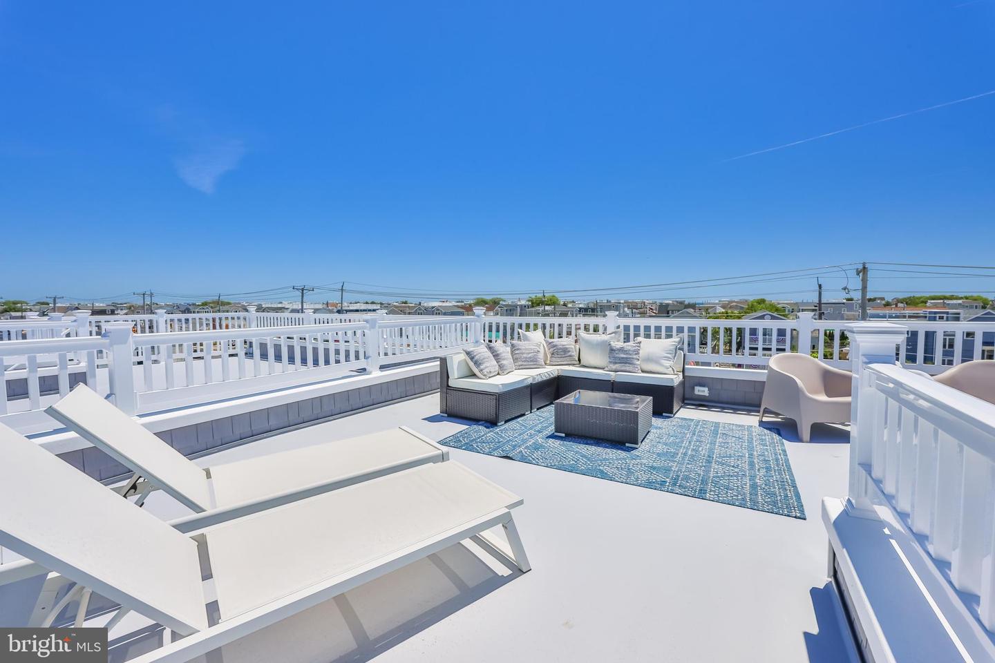 1210 Long Beach #B