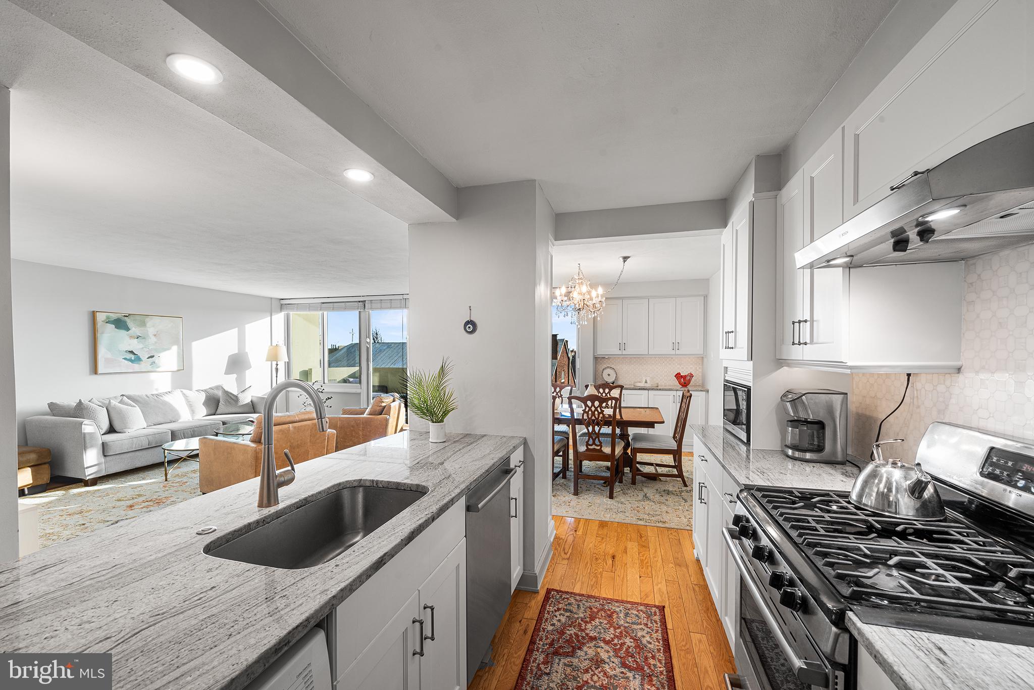 604-35 S WASHINGTON SQUARE #401-403