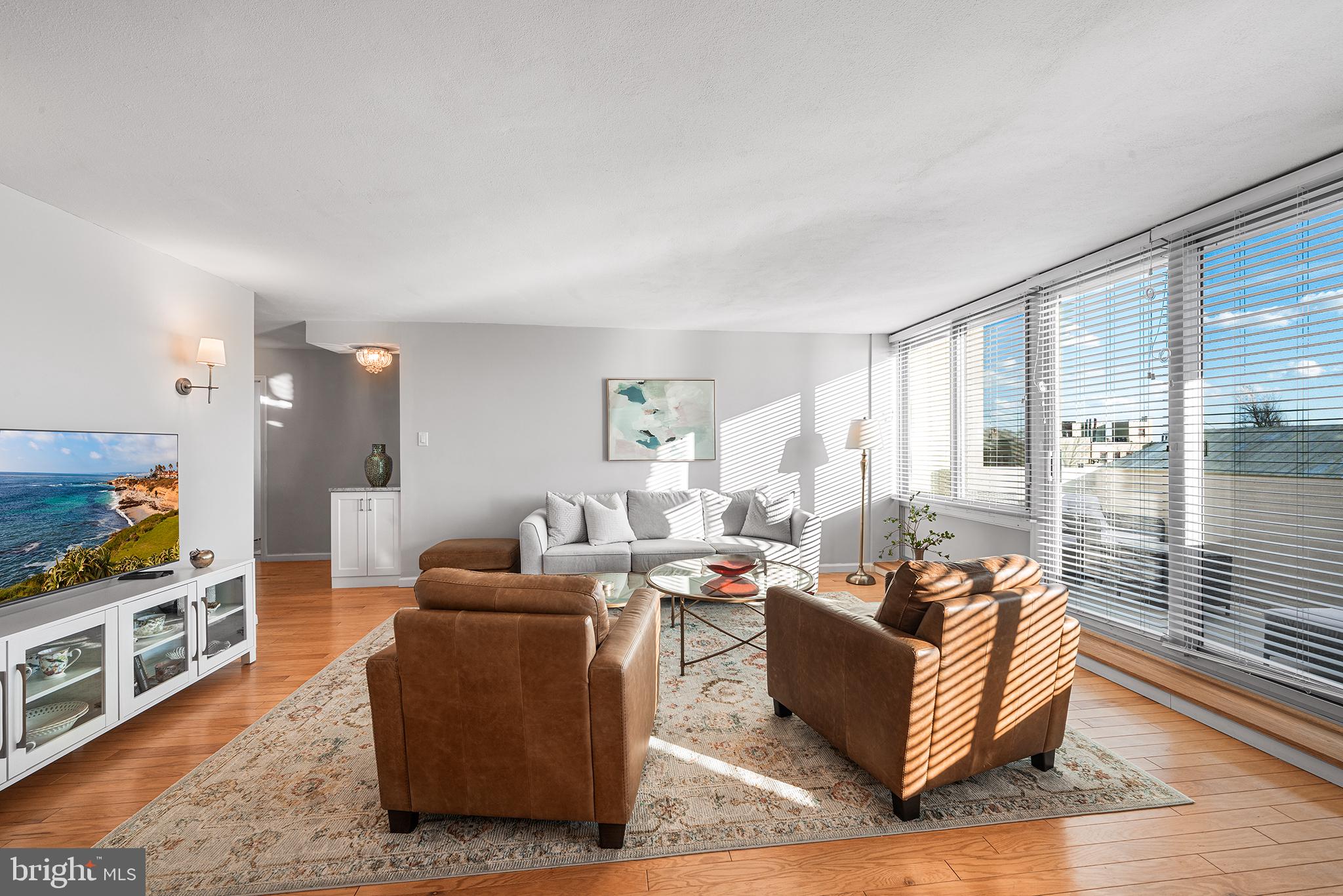 604-35 S WASHINGTON SQUARE #401-403