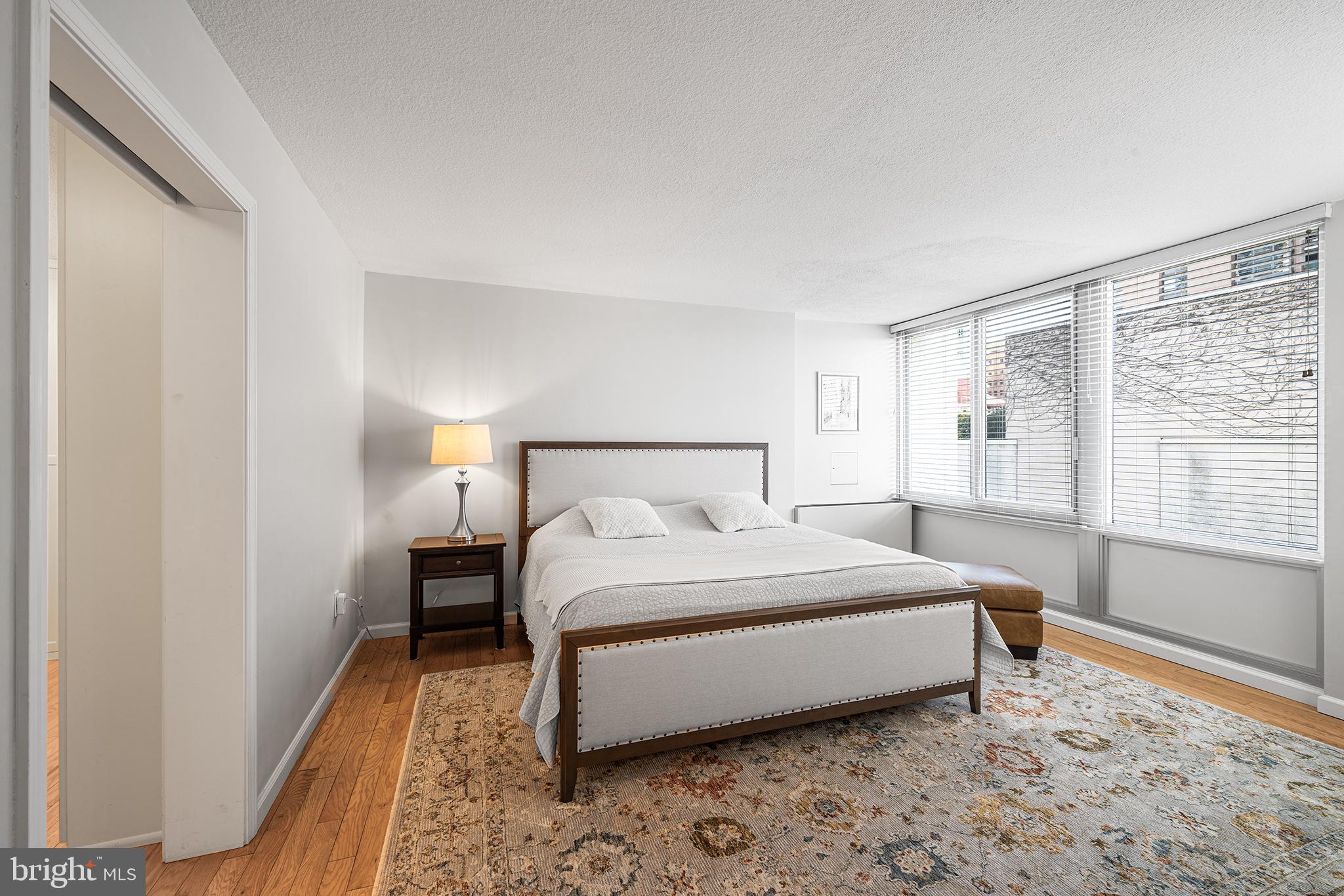 604-35 S WASHINGTON SQUARE #401-403