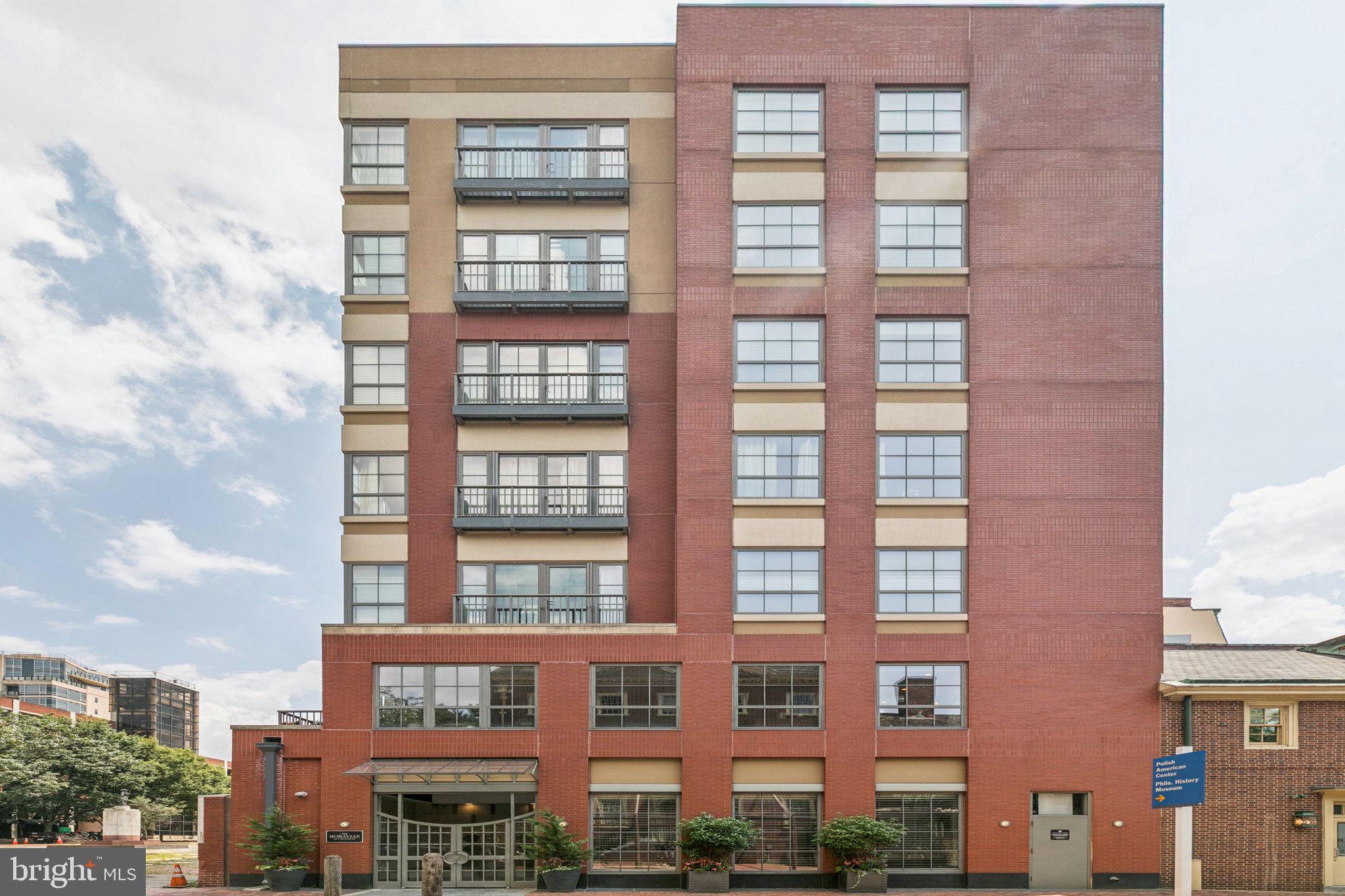 121--35 Walnut St #404