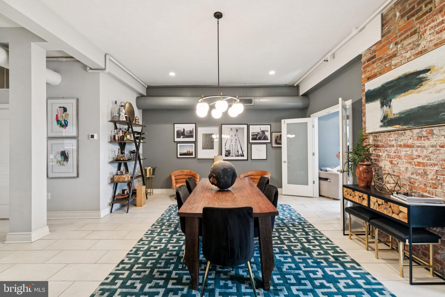 121--35 Walnut St #404