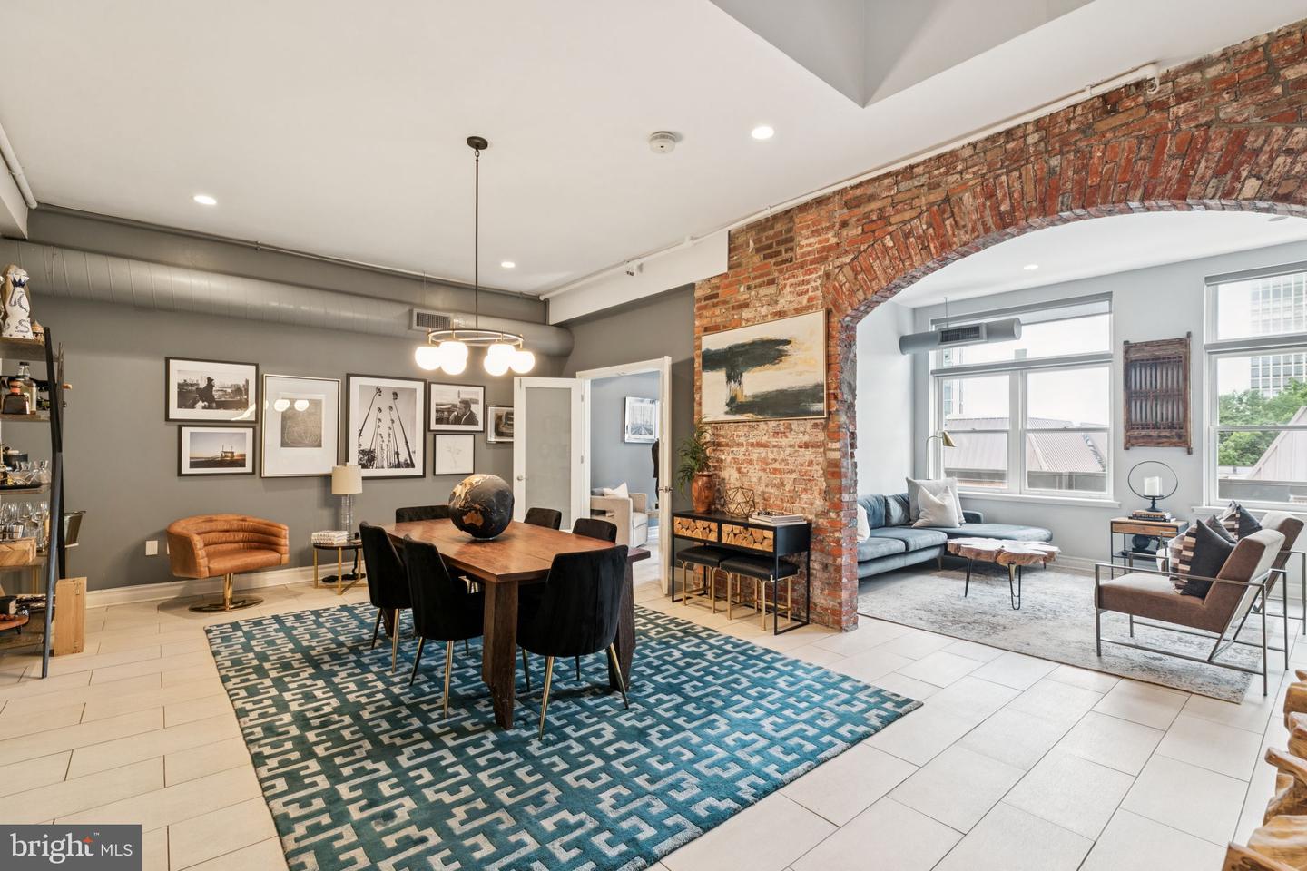 121--35 Walnut St #404