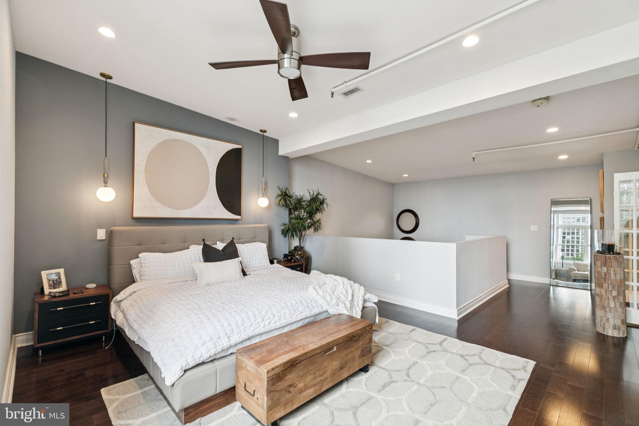 121--35 Walnut St #404