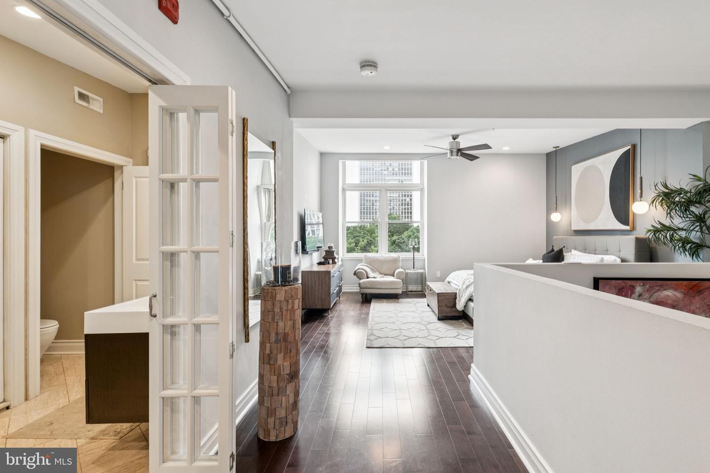 121--35 Walnut St #404