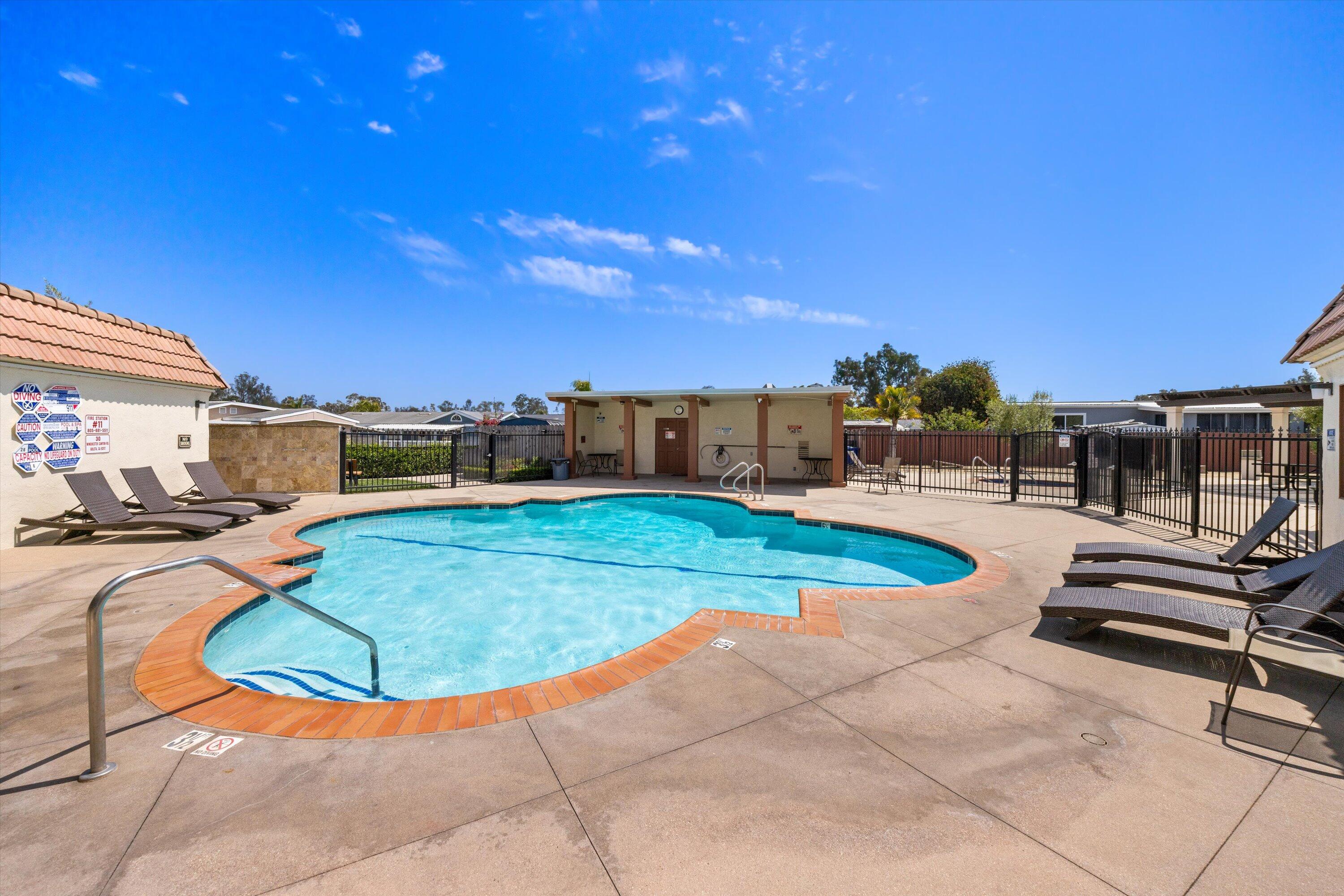 30 Winchester Canyon Road, 44