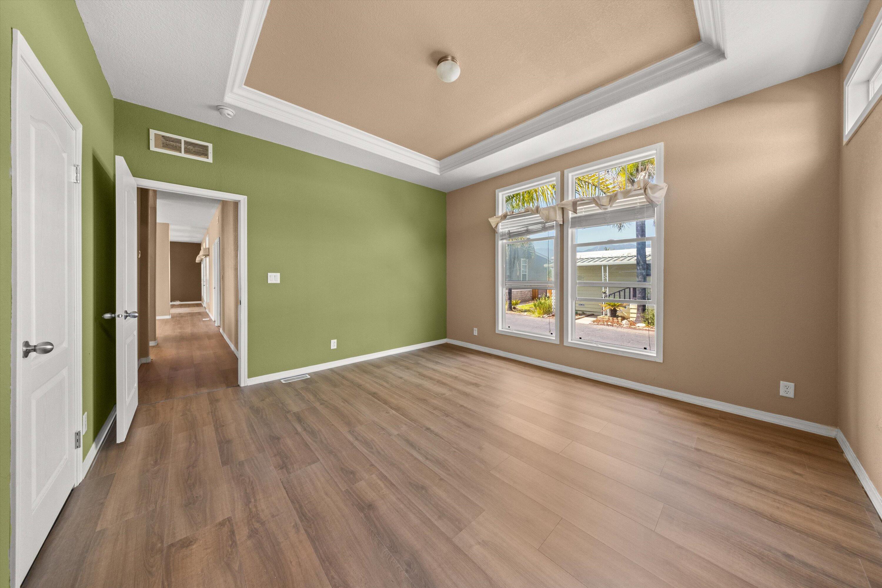 30 Winchester Canyon Road, 44