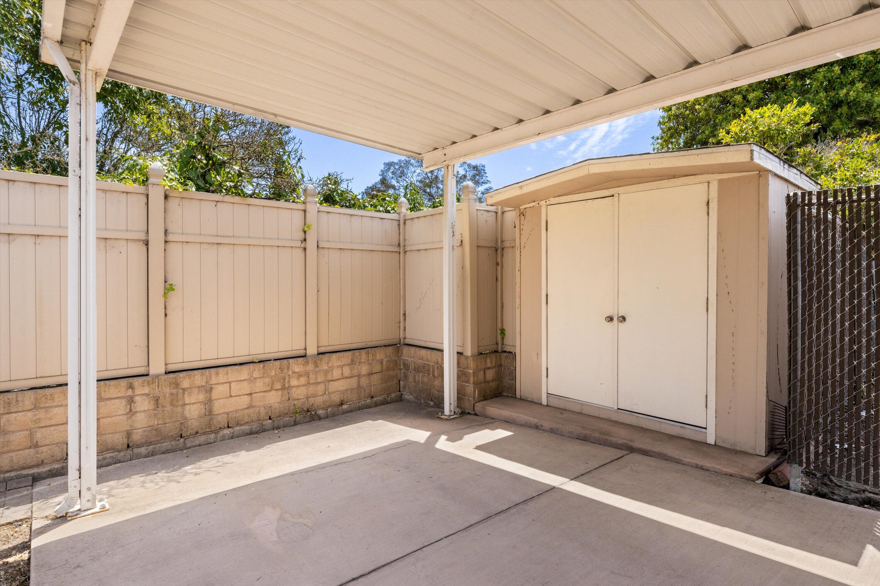 30 Winchester Canyon Road, 44