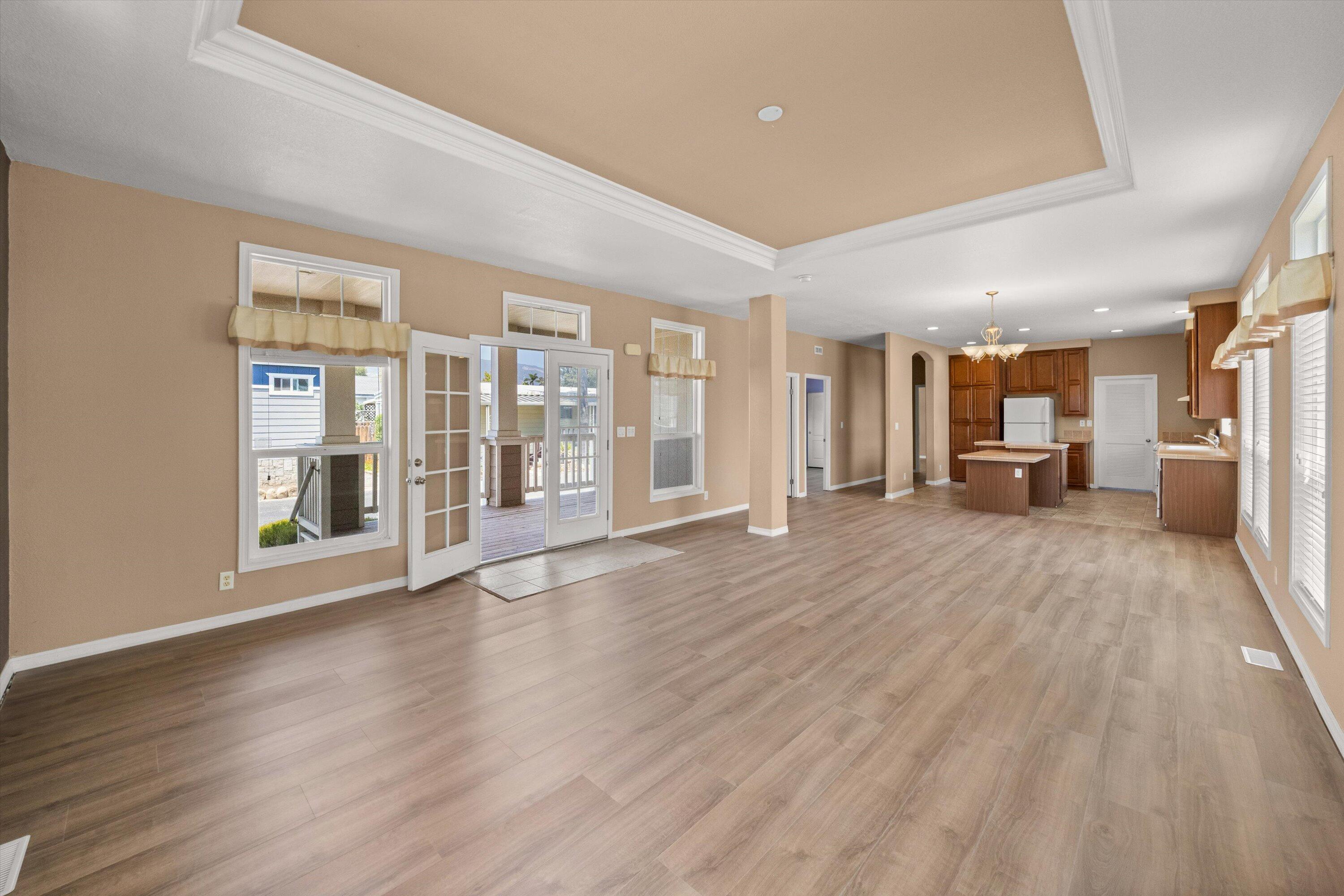 30 Winchester Canyon Road, 44