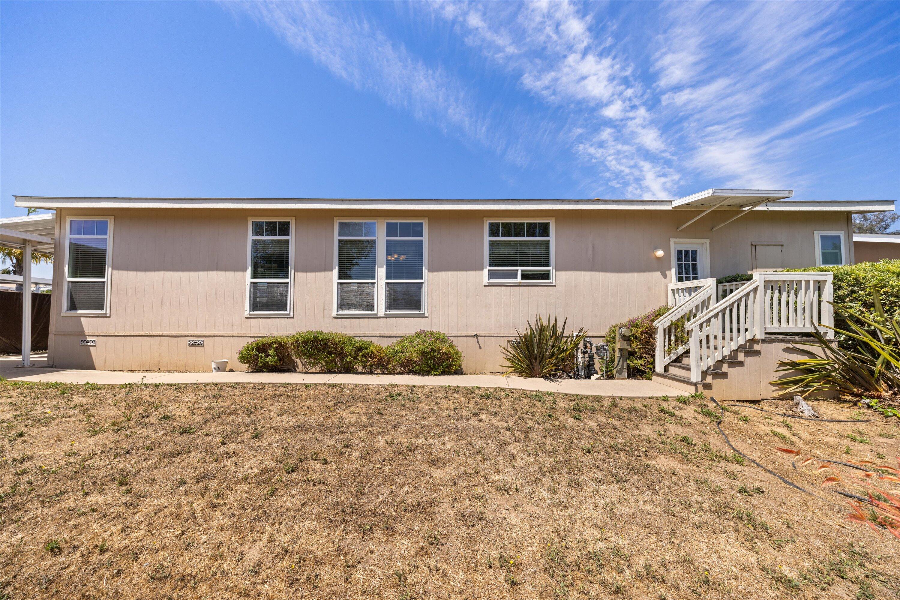 30 Winchester Canyon Road, 44