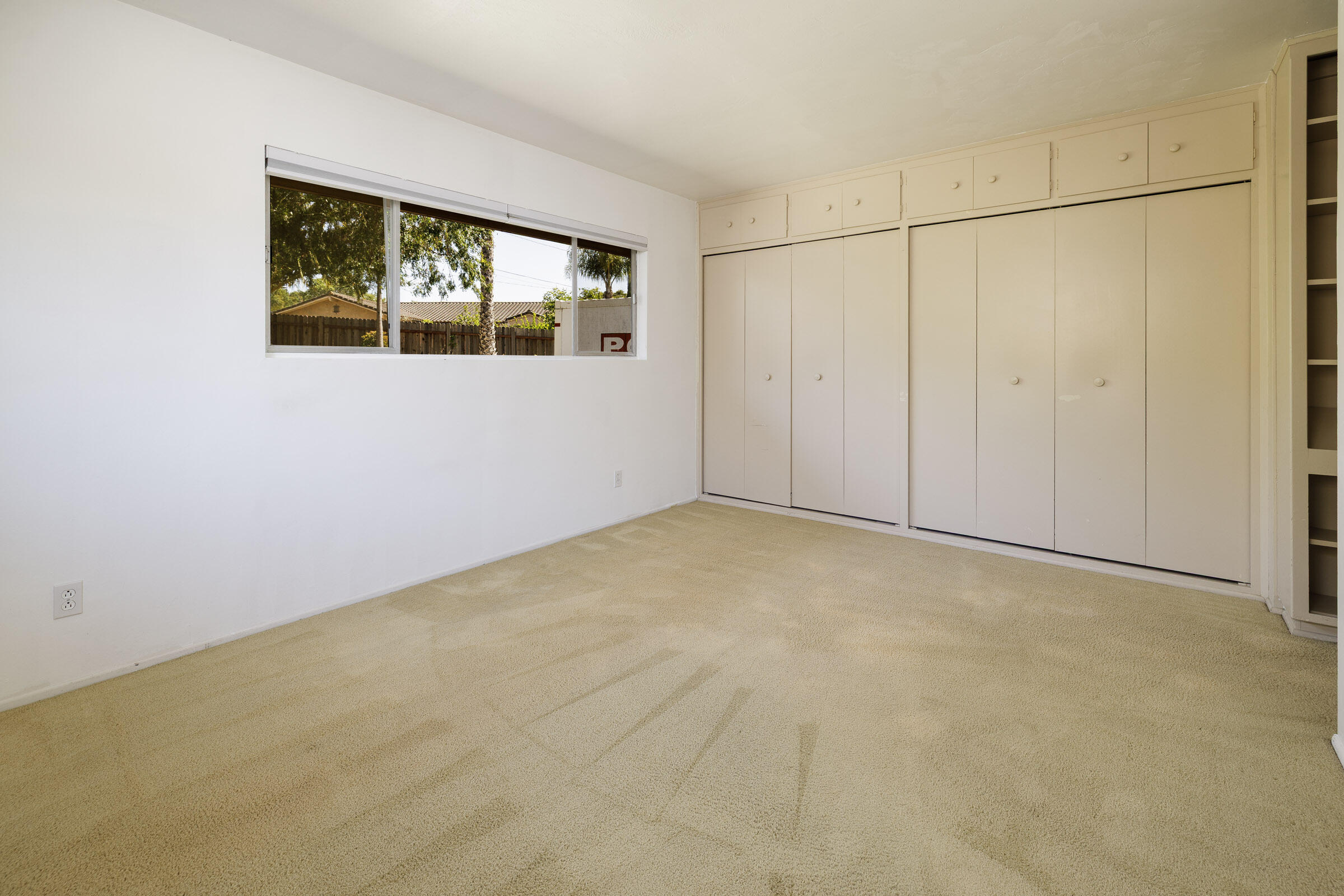 5256 James Road