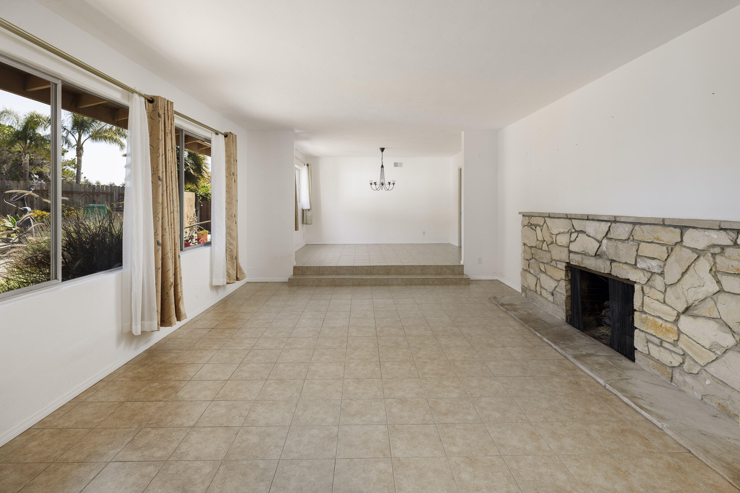 5256 James Road