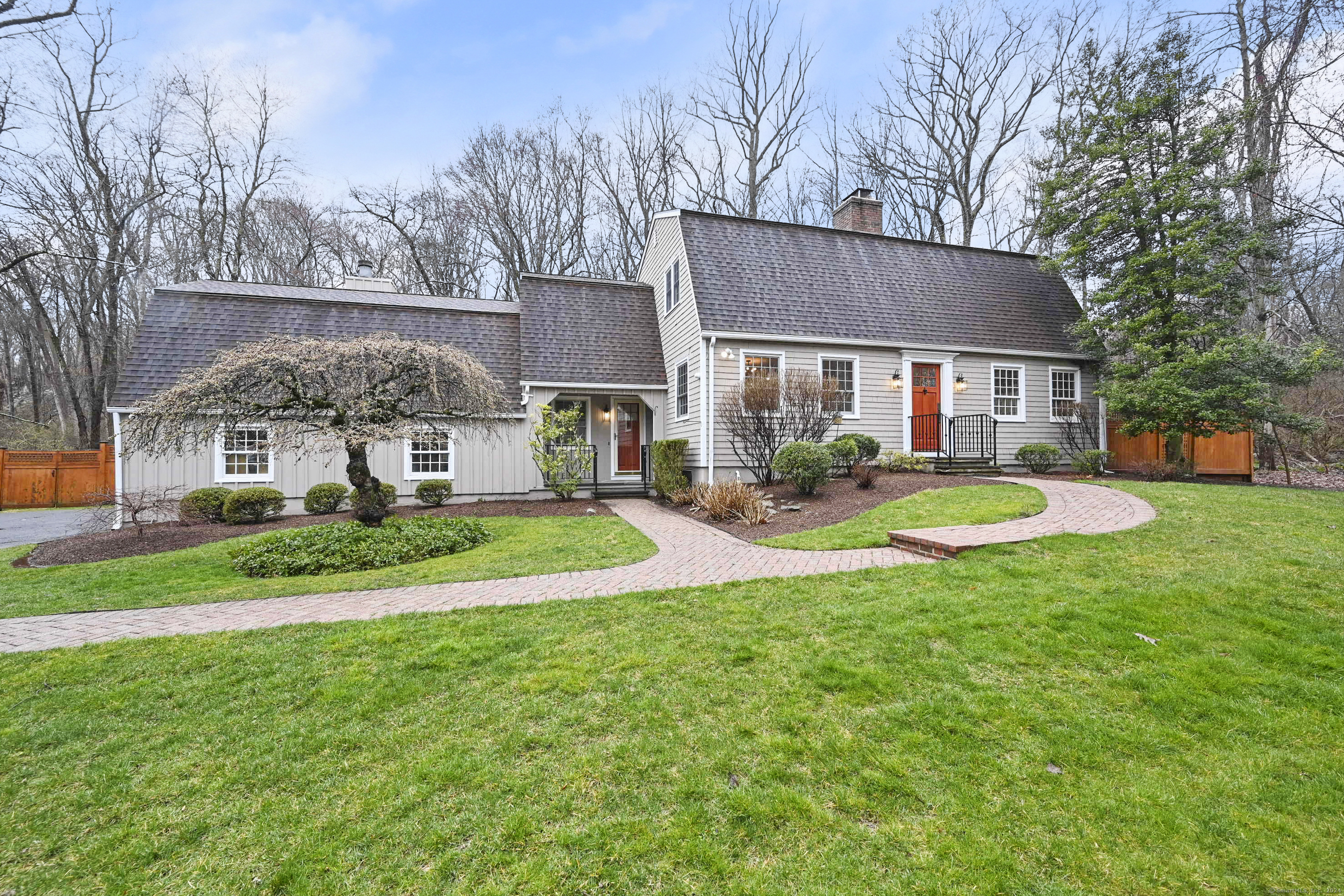 15 Greenbriar Lane