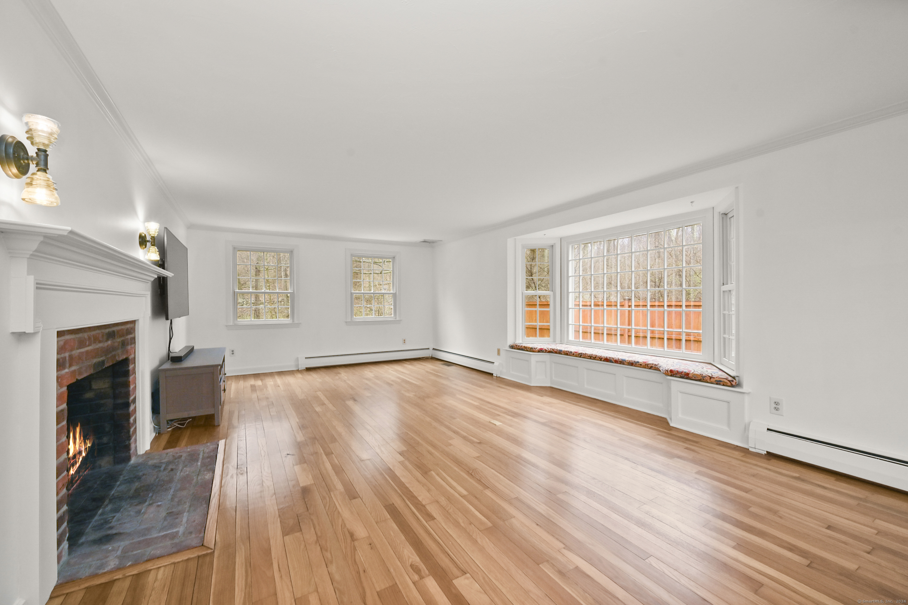 15 Greenbriar Lane