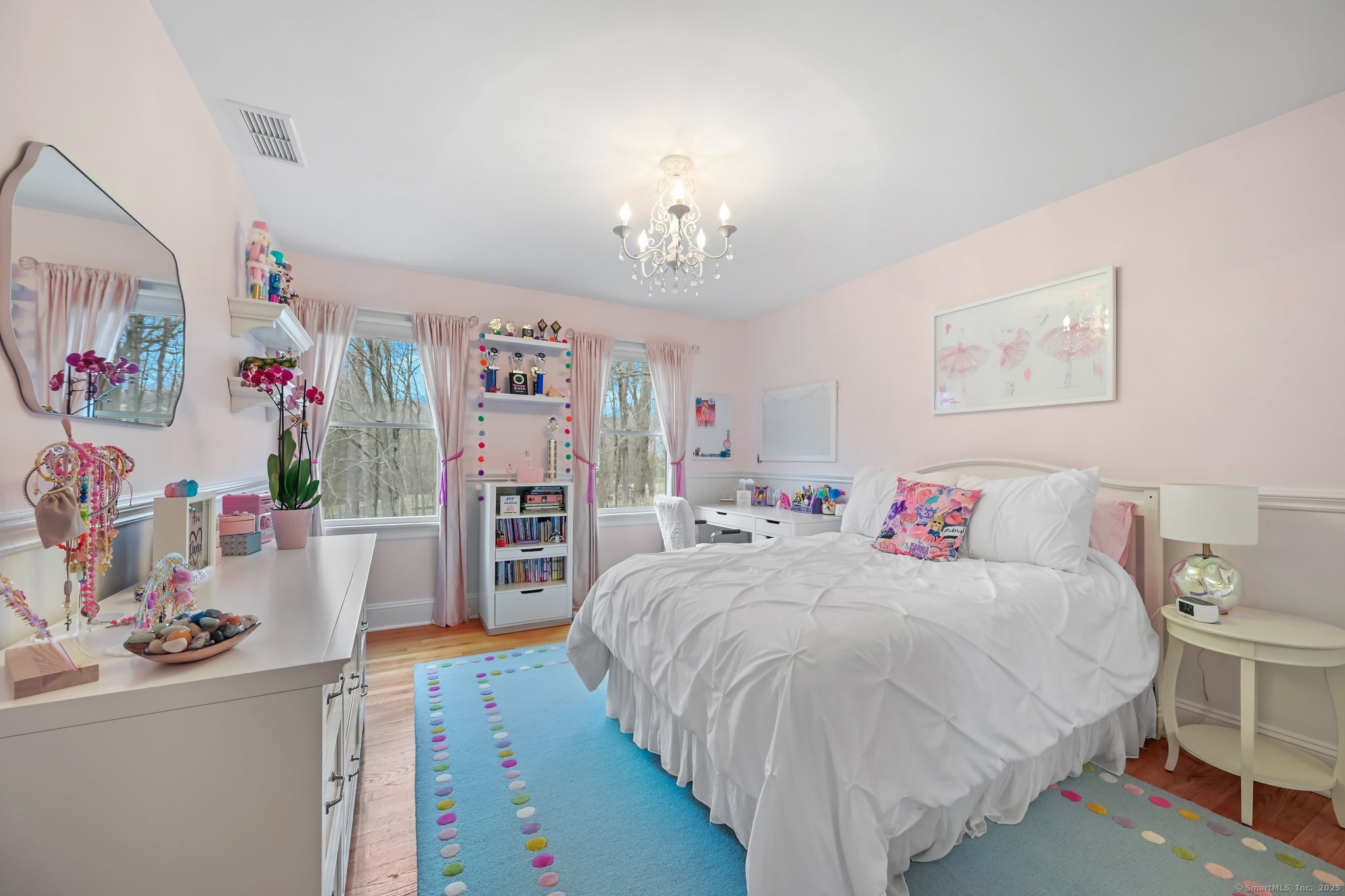 38 Woods End Drive