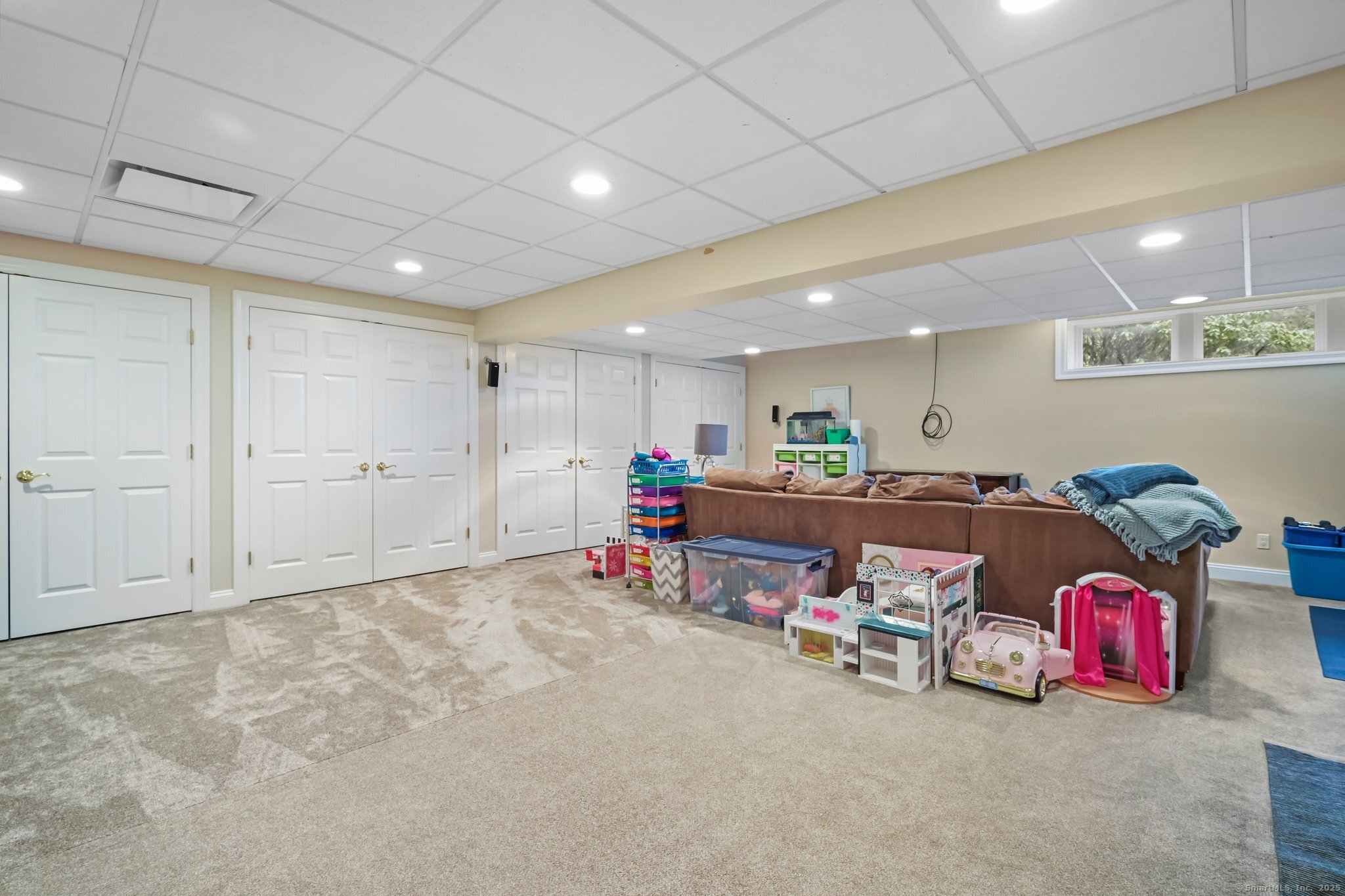 38 Woods End Drive