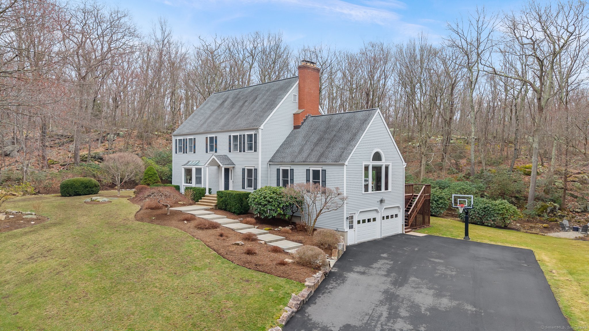 38 Woods End Drive