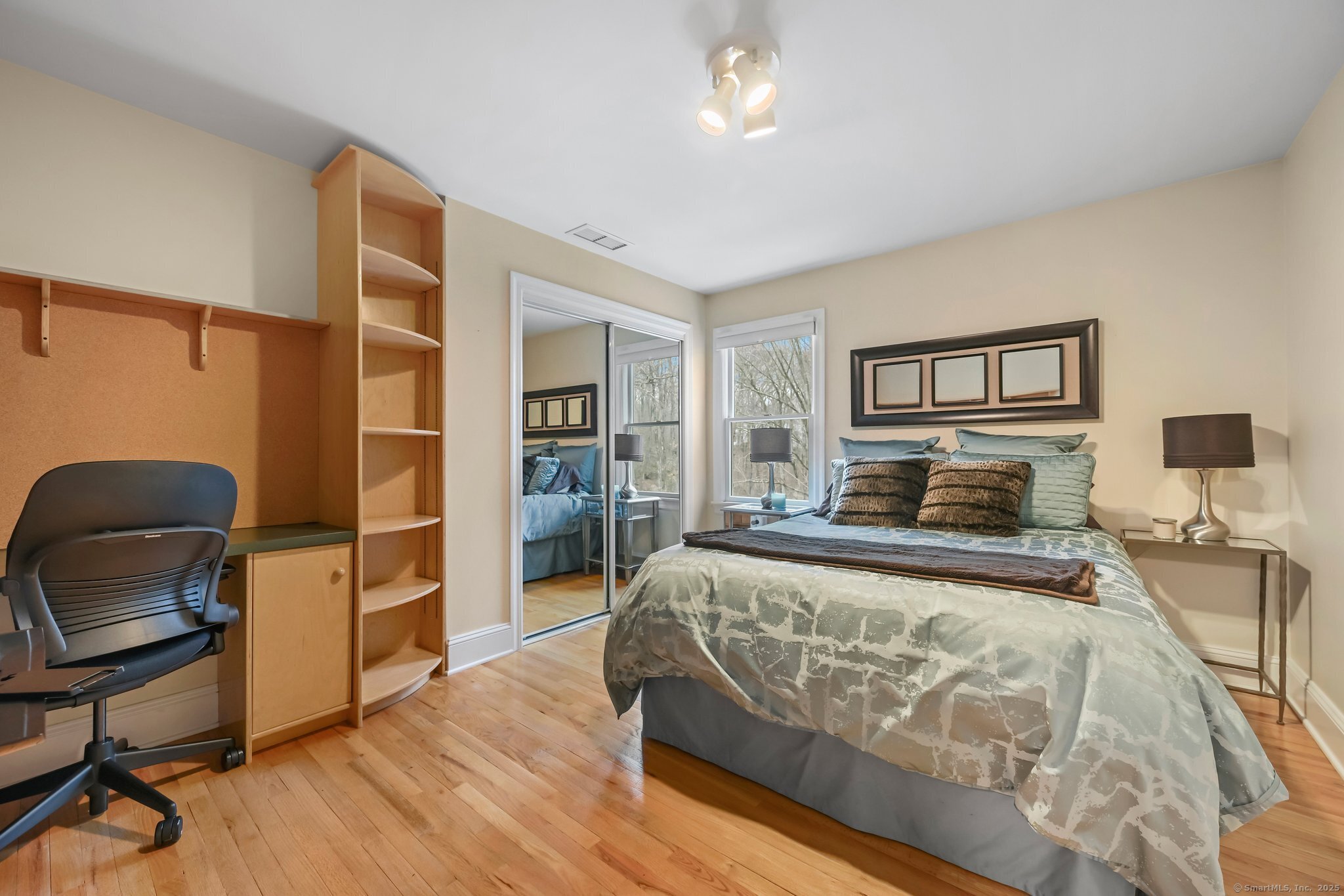 38 Woods End Drive