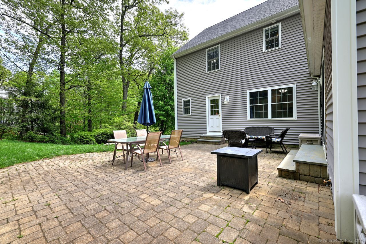 79 Sunnycrest Road