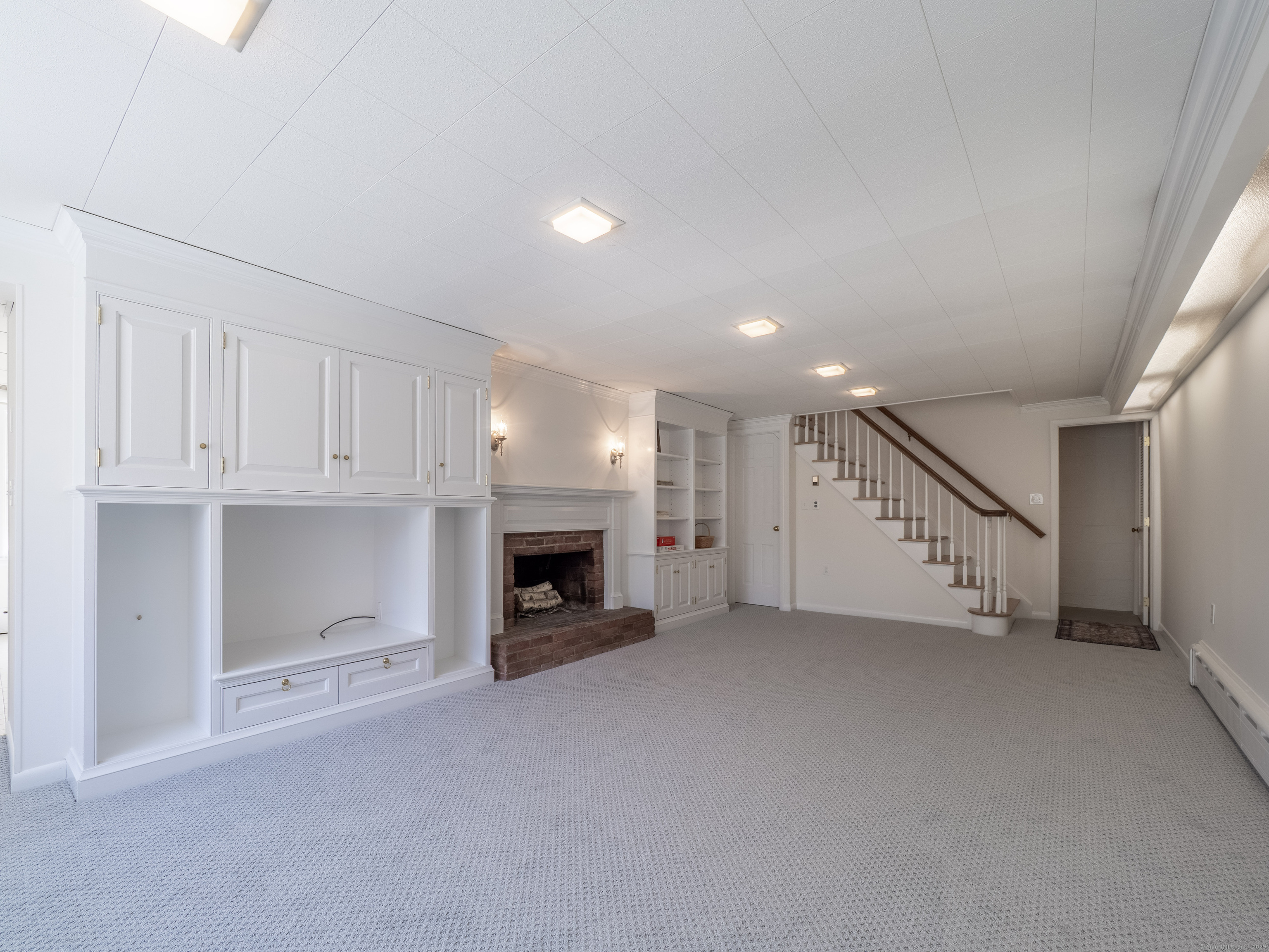 27 Powderhorn Drive