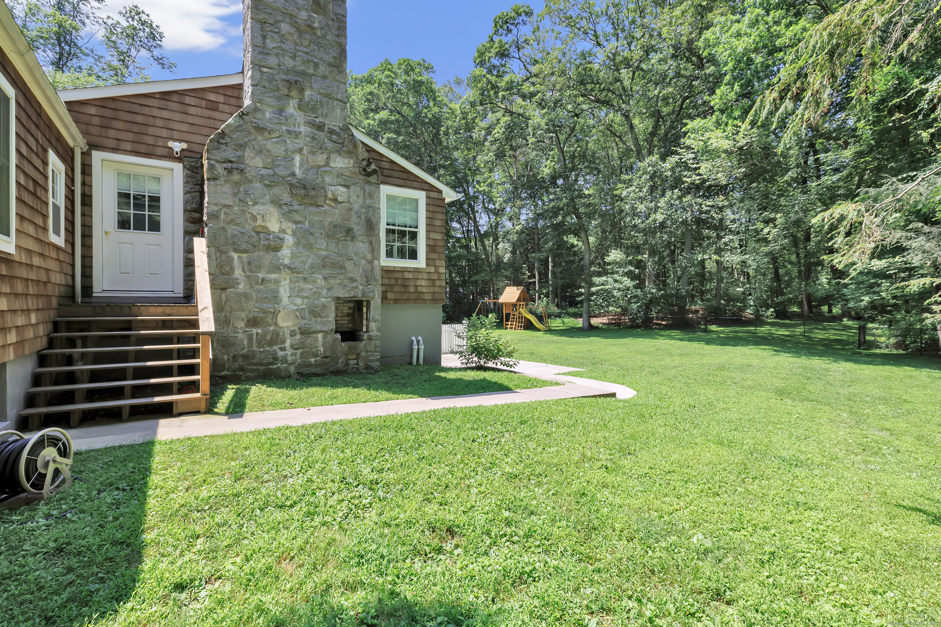39 Clover Drive