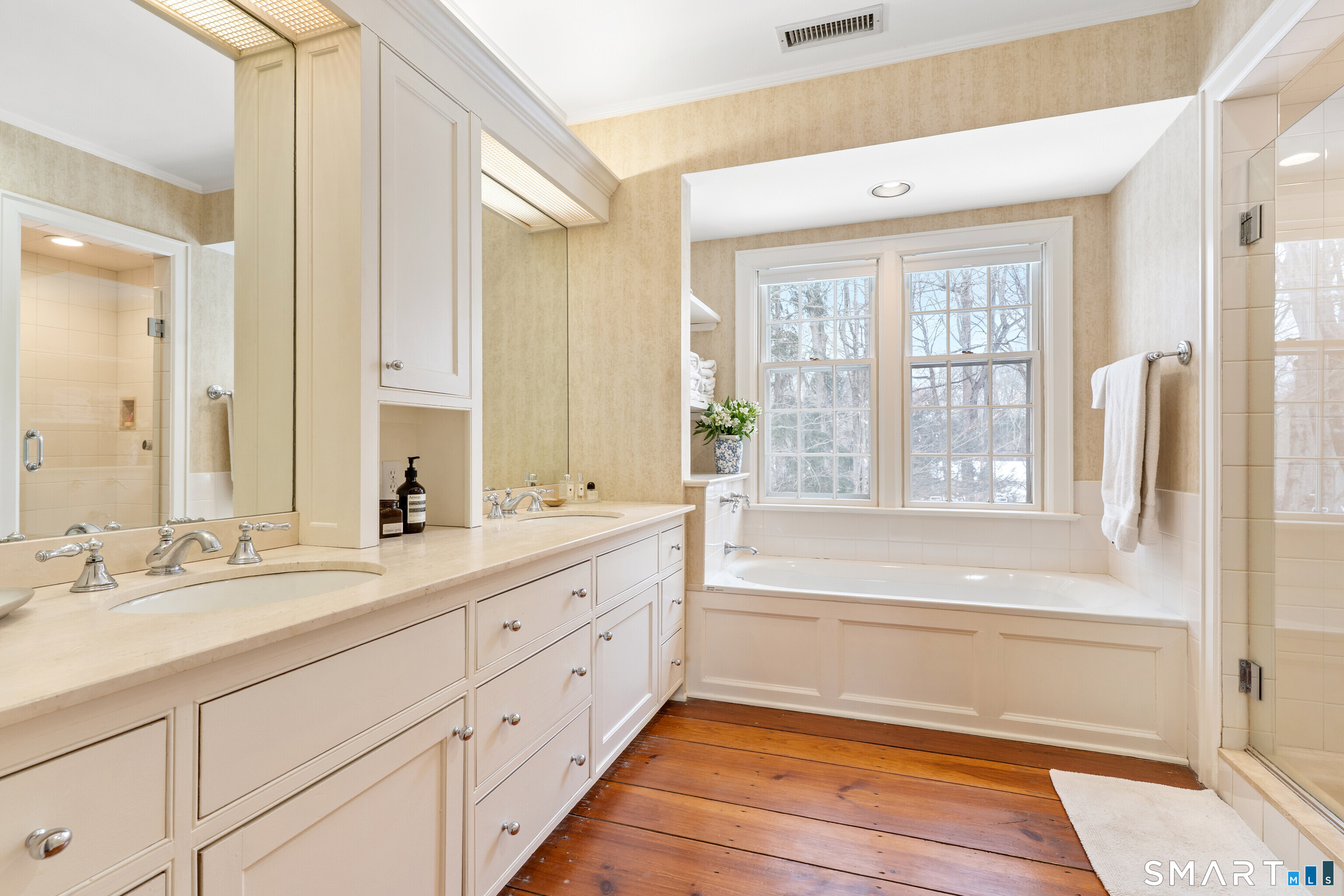 128 Grumman Hill Road