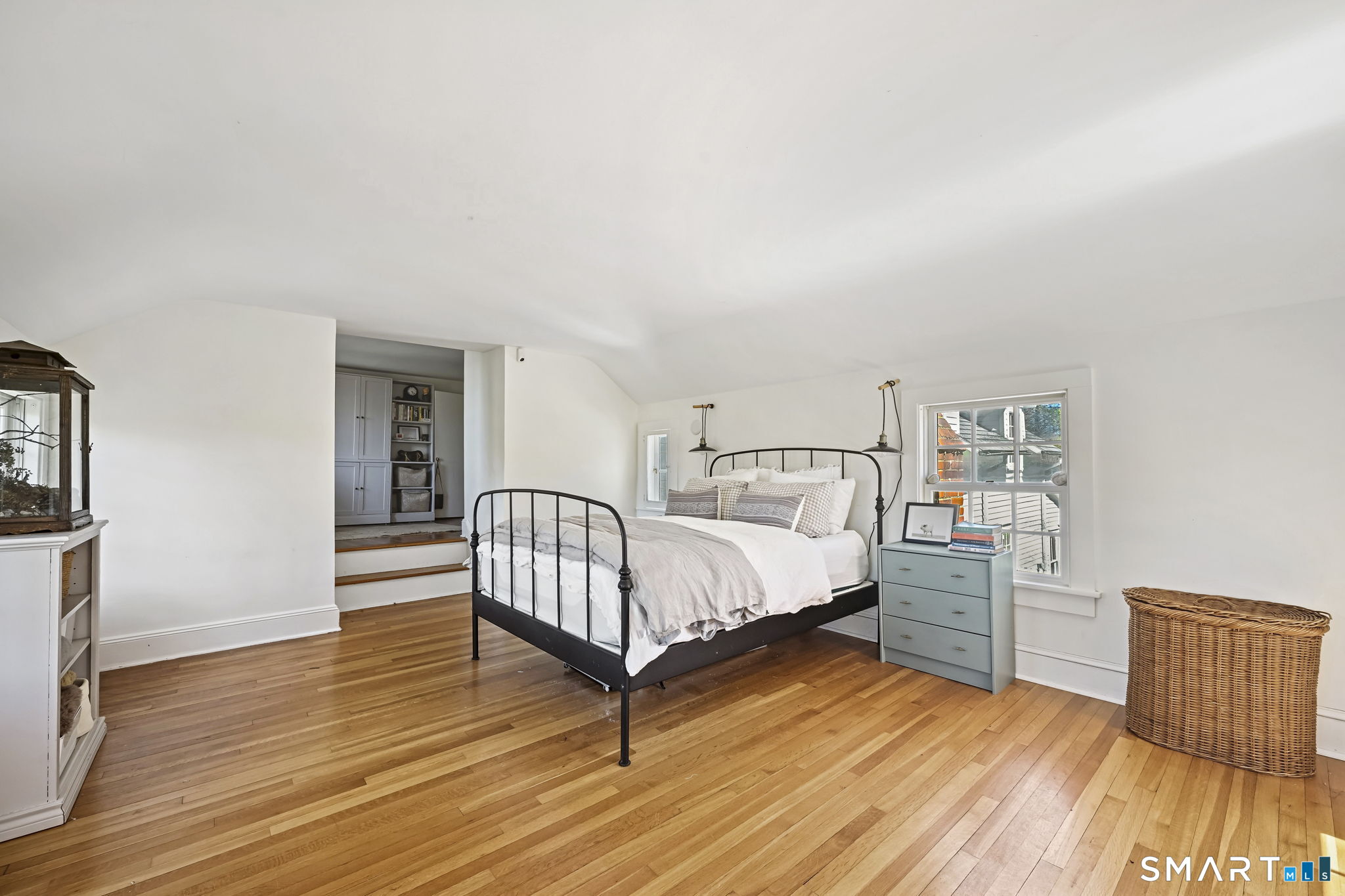 120 Chestnut Hill Road