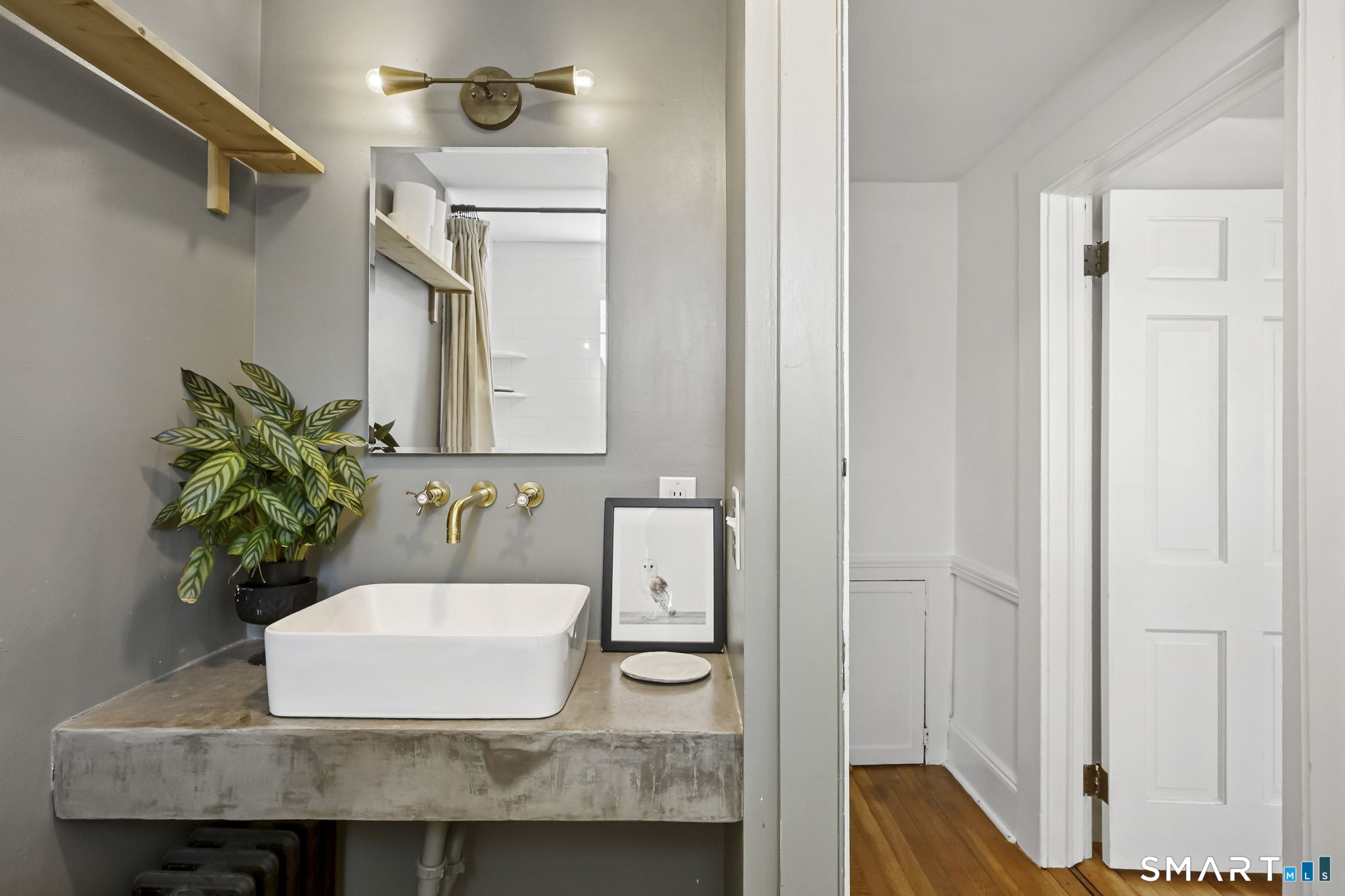 120 Chestnut Hill Road