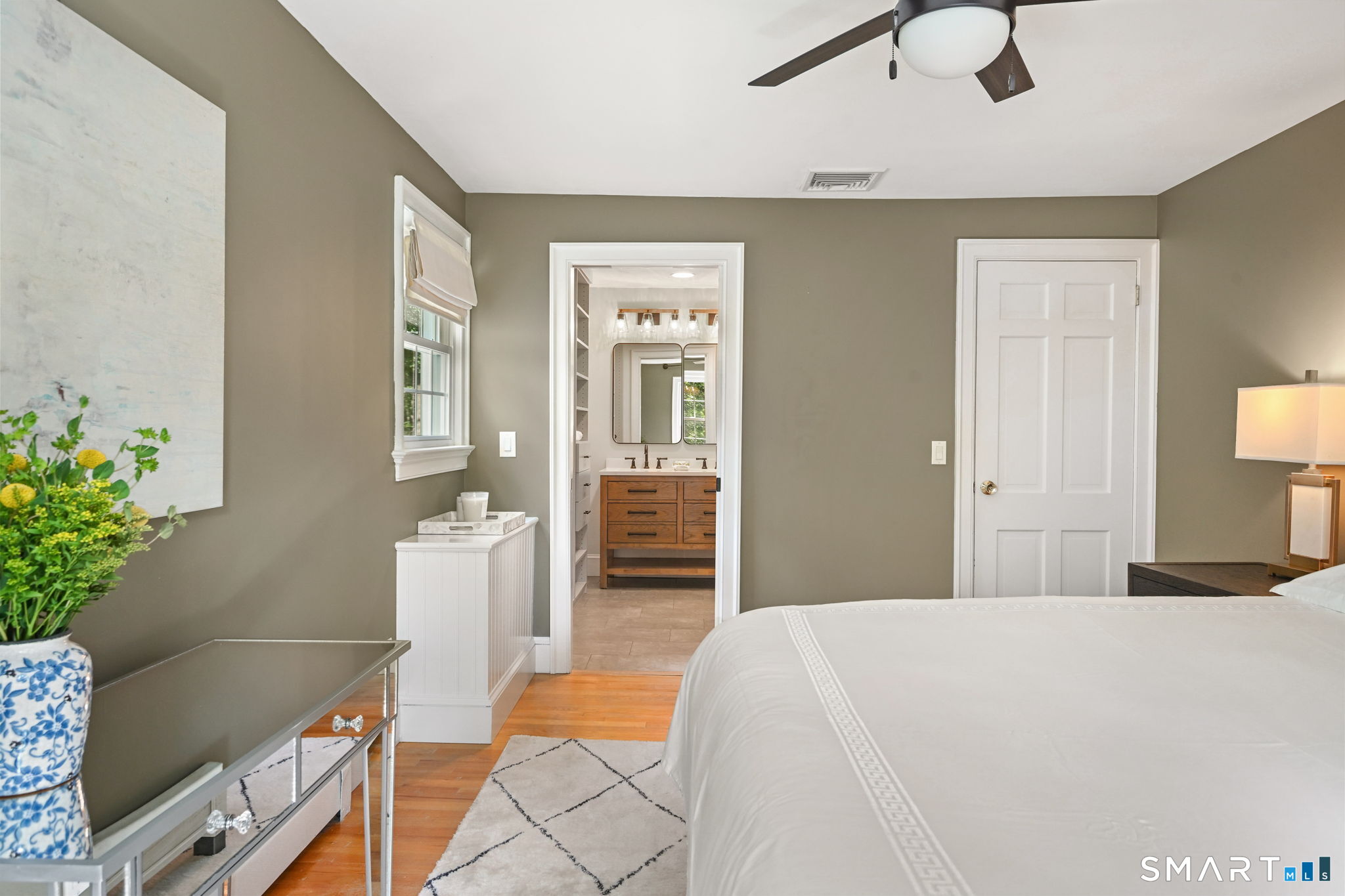 75 Ledgewood Drive