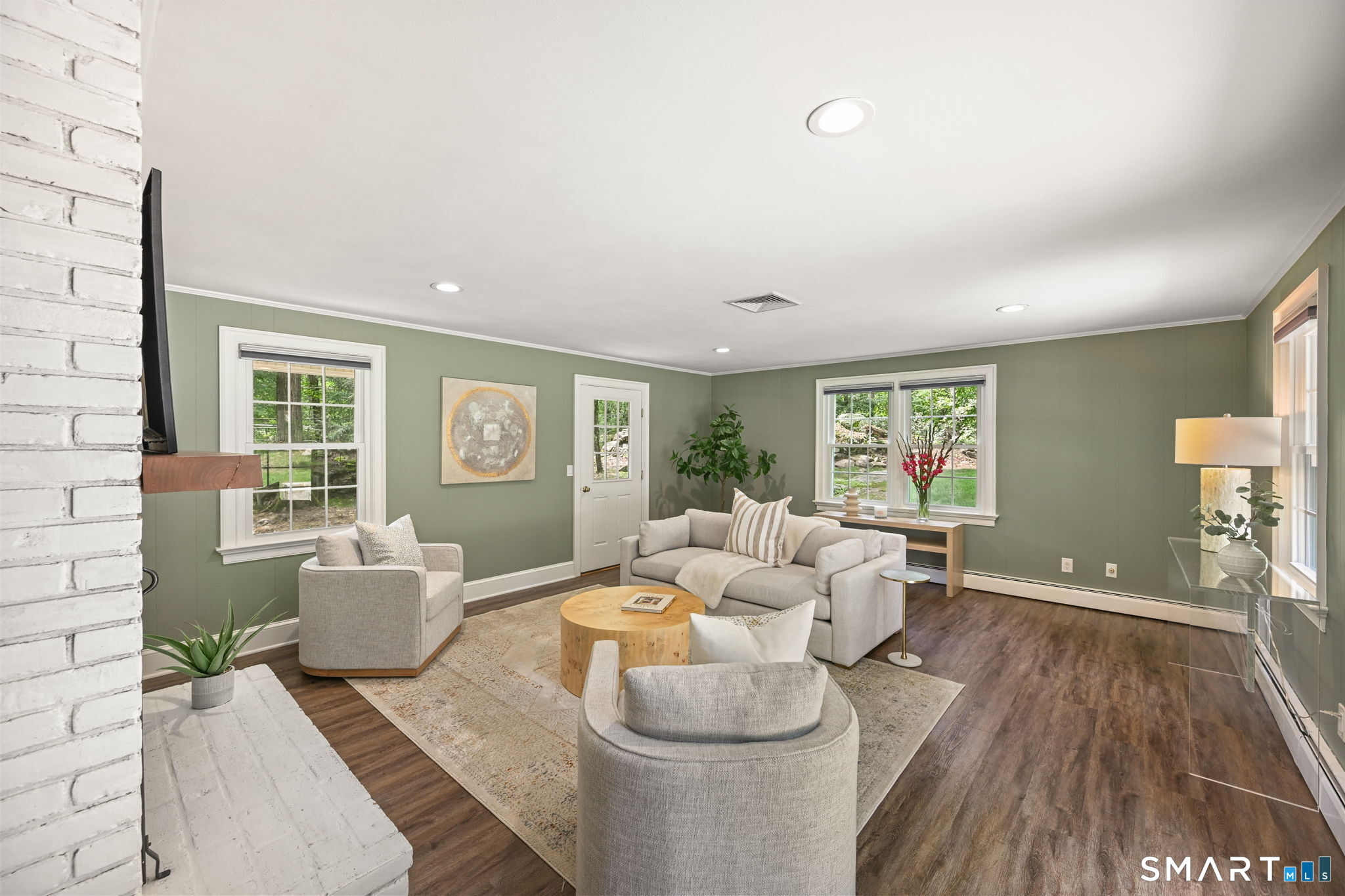 75 Ledgewood Drive
