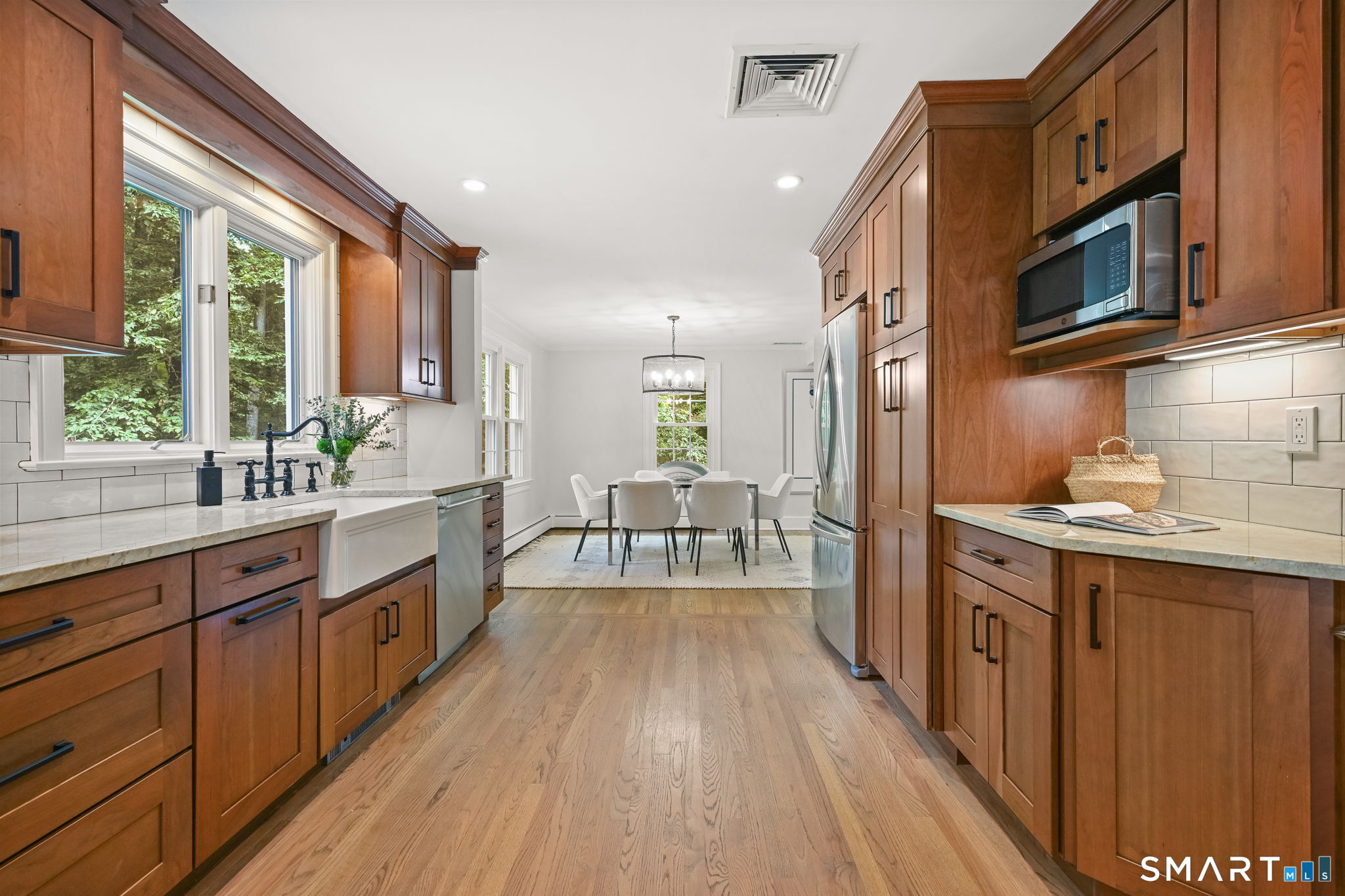 75 Ledgewood Drive