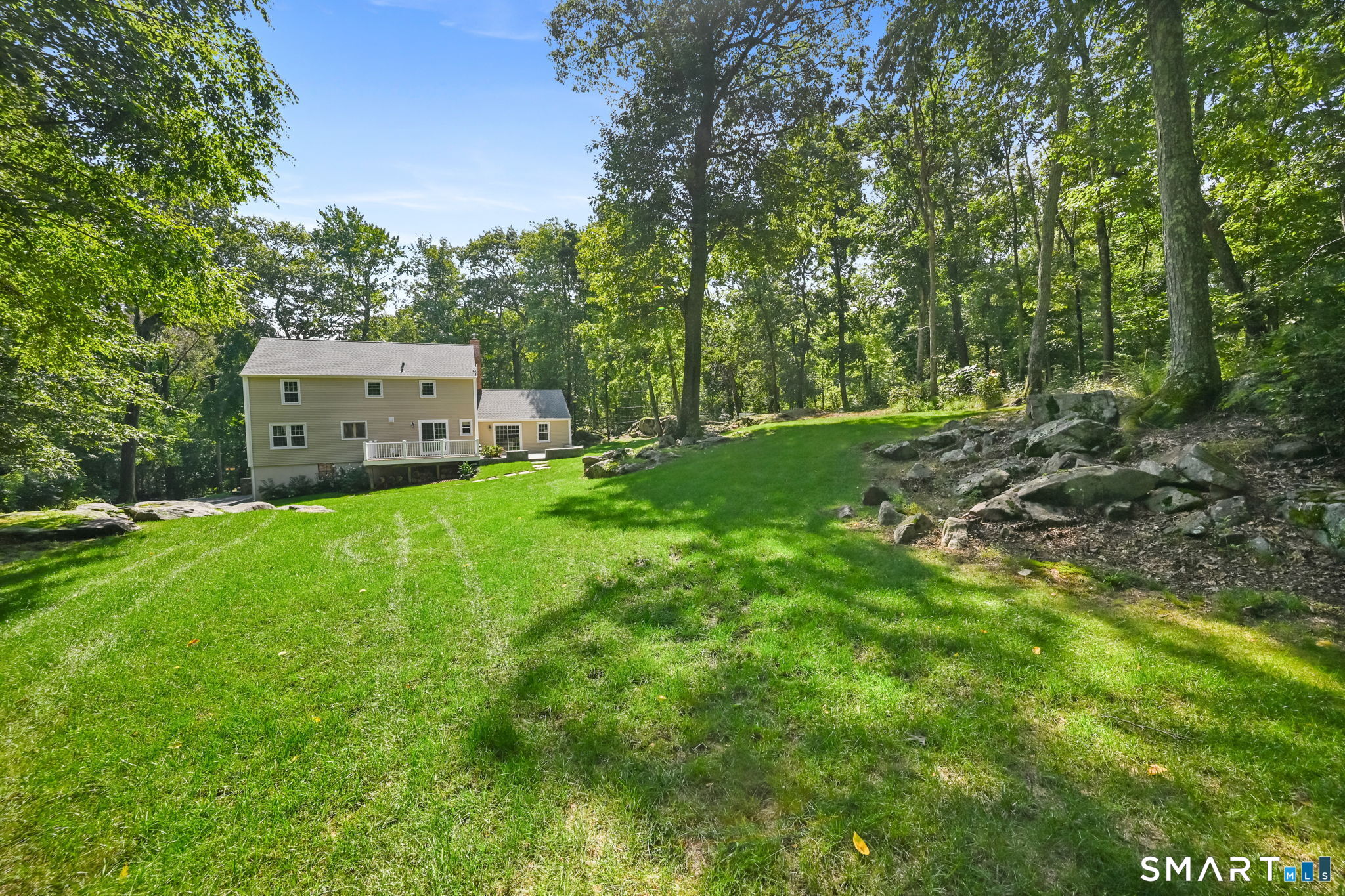 75 Ledgewood Drive