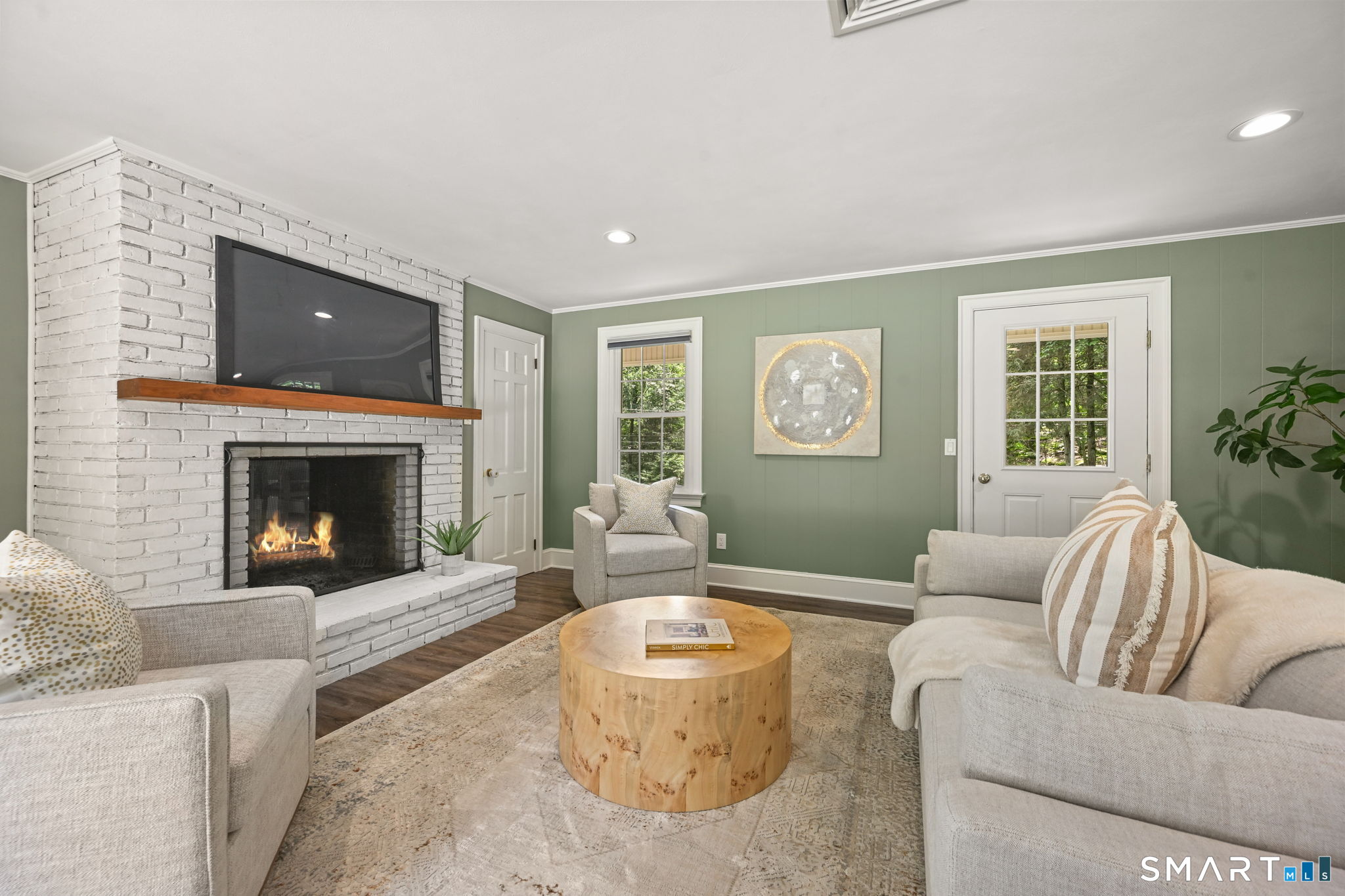 75 Ledgewood Drive
