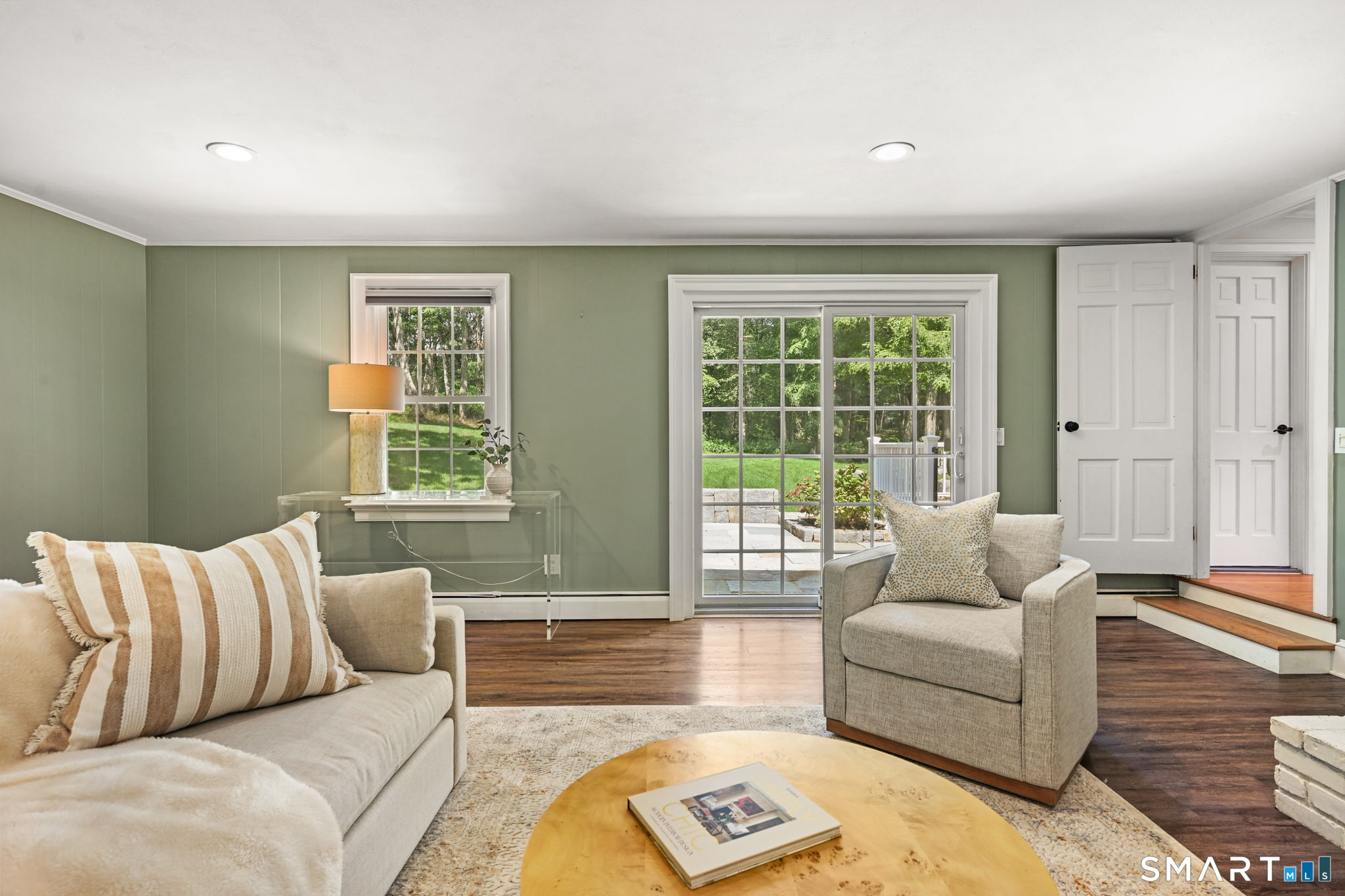 75 Ledgewood Drive