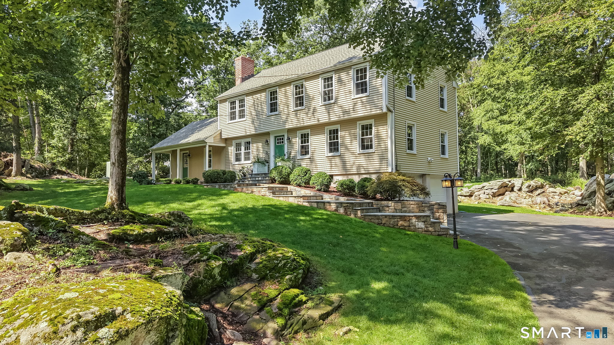 75 Ledgewood Drive